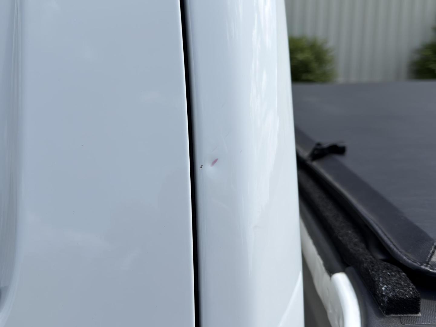 2015 WHITE /Black Chevrolet Silverado 1500 LT Crew Cab 4WD (3GCUKREC8FG) with an 5.3L V8 engine, Automatic transmission, located at 2990 Old Orchard Rd., Jackson, MO, 63755, 37.354214, -89.612106 - 2015 Chevrolet Silverado 1500 LT 145xxx miles 4x4 5.3L V8 Automatic Backup Camera Power Driver Seat Bluetooth Remote Start Cruise Power Windows/Locks/Mirrors We have financing available and we accept trades! Fill out a credit application on our website or come by today! If you have any q - Photo#43