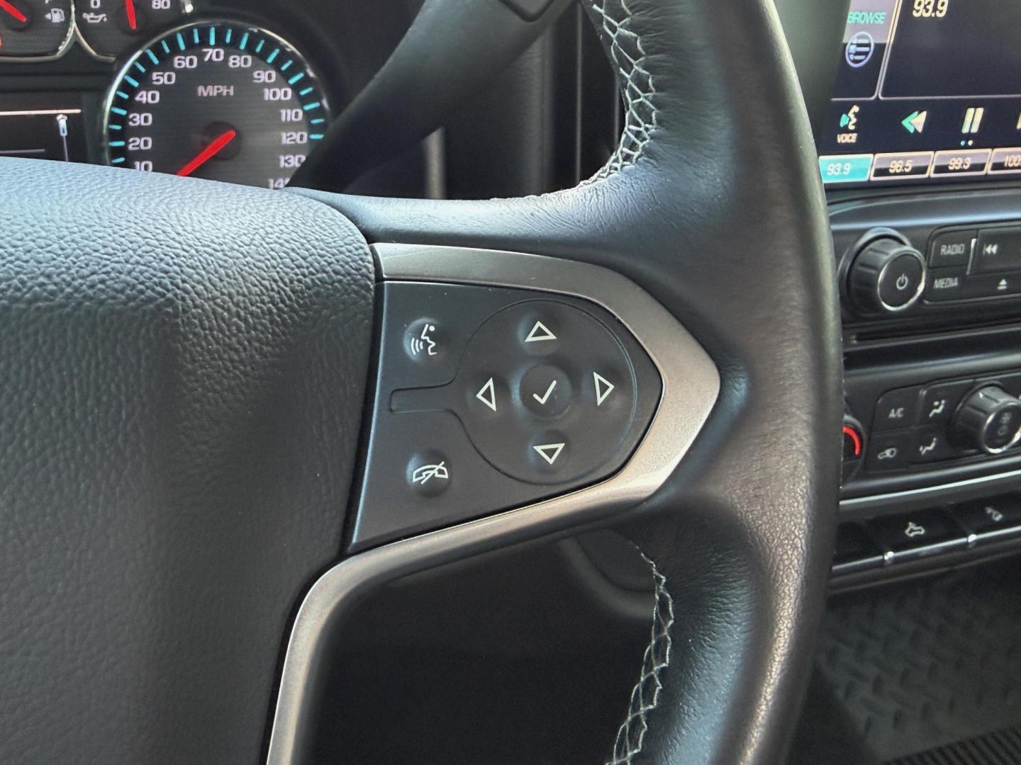 2015 WHITE /Black Chevrolet Silverado 1500 LT Crew Cab 4WD (3GCUKREC8FG) with an 5.3L V8 engine, Automatic transmission, located at 2990 Old Orchard Rd., Jackson, MO, 63755, 37.354214, -89.612106 - 2015 Chevrolet Silverado 1500 LT 145xxx miles 4x4 5.3L V8 Automatic Backup Camera Power Driver Seat Bluetooth Remote Start Cruise Power Windows/Locks/Mirrors We have financing available and we accept trades! Fill out a credit application on our website or come by today! If you have any q - Photo#25