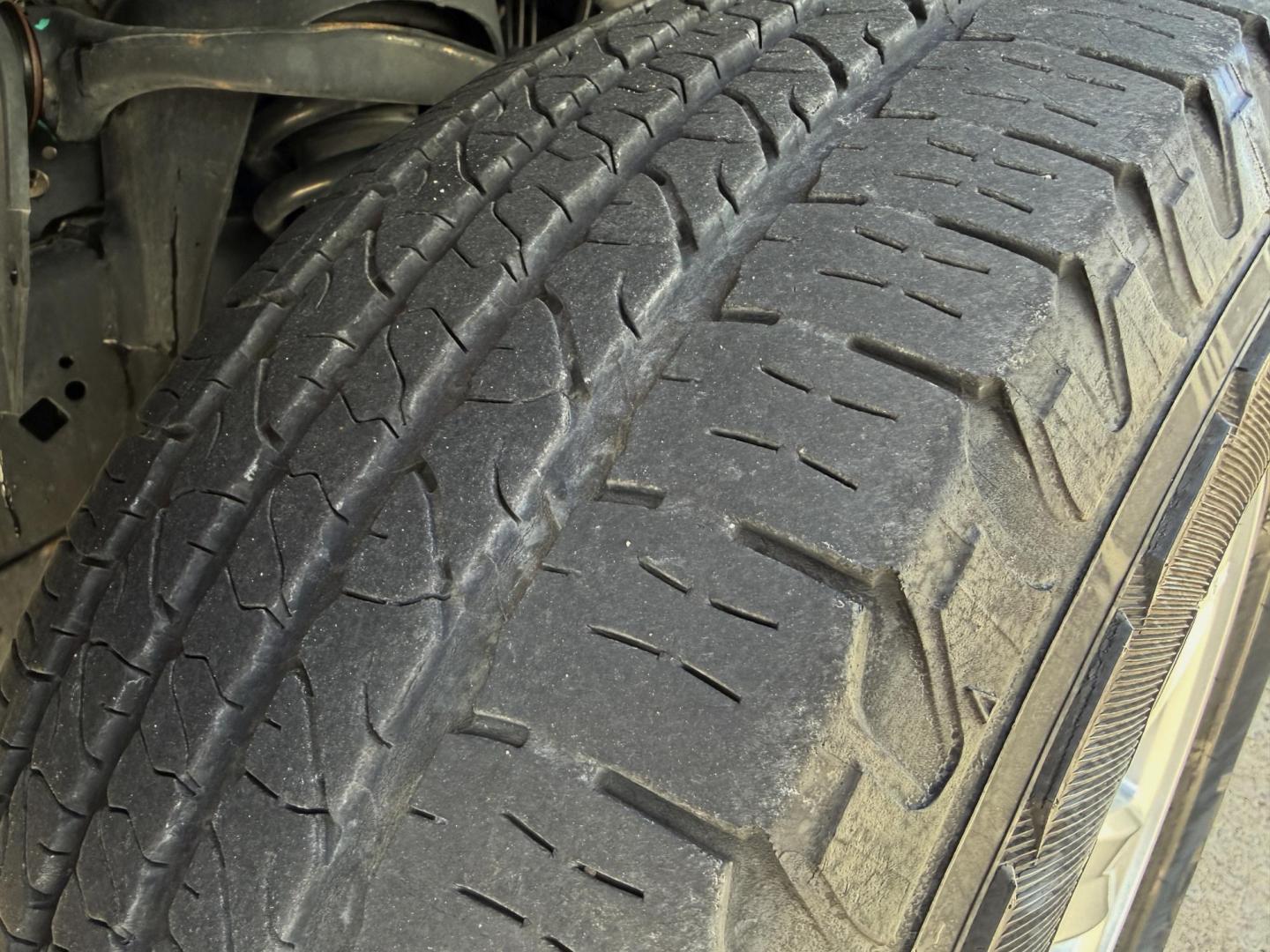 2022 SILVER /Gray Ford F-150 XL SuperCrew 5.5-ft. 2WD (1FTEW1CB8NK) with an 3.3L V6 engine, Automatic transmission, located at 2990 Old Orchard Rd., Jackson, MO, 63755, 37.354214, -89.612106 - 2022 Ford F-150 XL 1-Owner 93xxx miles Rear Wheel Drive 3.3L V6 Automatic Backup Camera Bluetooth Cruise Power Windows/Locks/Mirrors We have financing available and we accept trades! Fill out a credit application on our website or come by today! If you have any questions, give us a call a - Photo#33