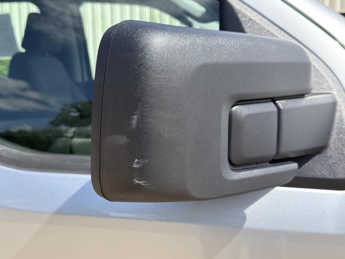 2022 SILVER /Gray Ford F-150 XL SuperCrew 5.5-ft. 2WD (1FTEW1CB8NK) with an 3.3L V6 engine, Automatic transmission, located at 2990 Old Orchard Rd., Jackson, MO, 63755, 37.354214, -89.612106 - 2022 Ford F-150 XL 1-Owner 93xxx miles Rear Wheel Drive 3.3L V6 Automatic Backup Camera Bluetooth Cruise Power Windows/Locks/Mirrors We have financing available and we accept trades! Fill out a credit application on our website or come by today! If you have any questions, give us a call a - Photo#48