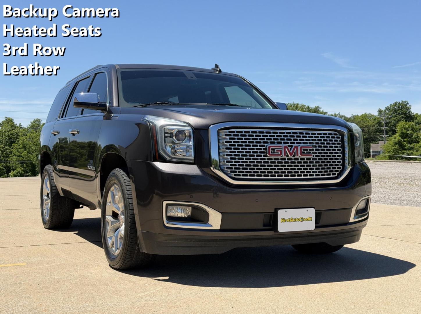 2016 GMC Yukon 4WD SLE's photo