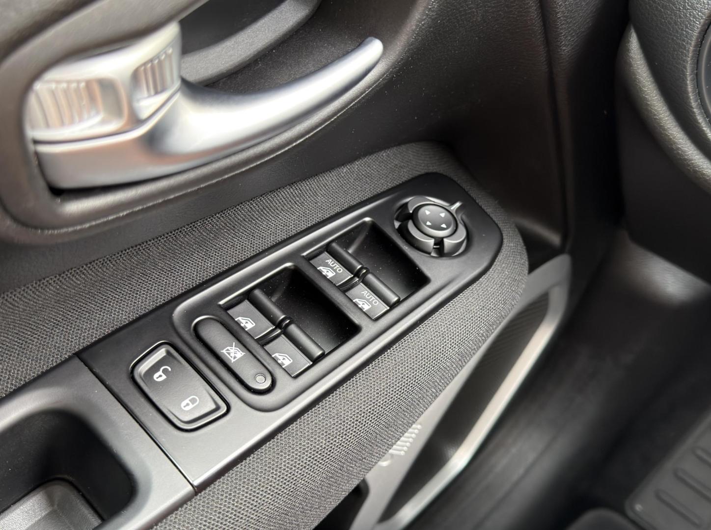 2021 GRAY /Black Jeep Renegade Latitude (ZACNJCBB0MP) with an 2.4L 4 Cyl. engine, Automatic transmission, located at 2990 Old Orchard Rd., Jackson, MO, 63755, 37.354214, -89.612106 - 2021 Jeep Renegade Latitude 33xxx miles Front Wheel Drive 2.4L 4 Cyl. Automatic Backup Camera Bluetooth Cruise Power Windows/Locks/Mirrors We have financing available and we accept trades! Fill out a credit application on our website or come by today! If you have any questions, give us a c - Photo#27