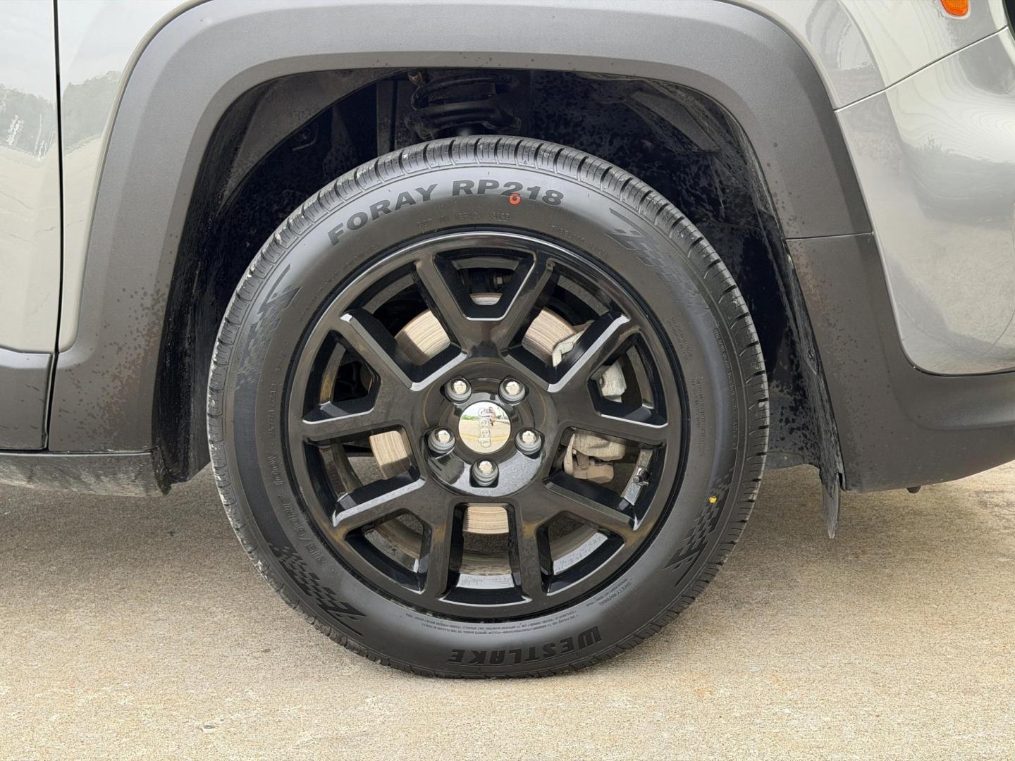 2021 GRAY /Black Jeep Renegade Latitude (ZACNJCBB0MP) with an 2.4L 4 Cyl. engine, Automatic transmission, located at 2990 Old Orchard Rd., Jackson, MO, 63755, 37.354214, -89.612106 - 2021 Jeep Renegade Latitude 33xxx miles Front Wheel Drive 2.4L 4 Cyl. Automatic Backup Camera Bluetooth Cruise Power Windows/Locks/Mirrors We have financing available and we accept trades! Fill out a credit application on our website or come by today! If you have any questions, give us a c - Photo#35