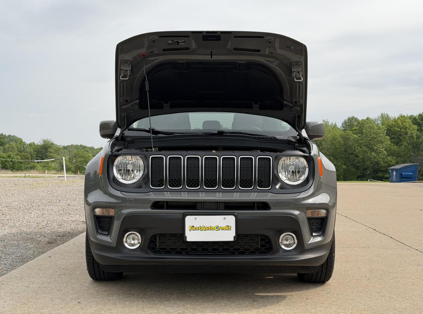 2021 GRAY /Black Jeep Renegade Latitude (ZACNJCBB0MP) with an 2.4L 4 Cyl. engine, Automatic transmission, located at 2990 Old Orchard Rd., Jackson, MO, 63755, 37.354214, -89.612106 - 2021 Jeep Renegade Latitude 33xxx miles Front Wheel Drive 2.4L 4 Cyl. Automatic Backup Camera Bluetooth Cruise Power Windows/Locks/Mirrors We have financing available and we accept trades! Fill out a credit application on our website or come by today! If you have any questions, give us a c - Photo#29