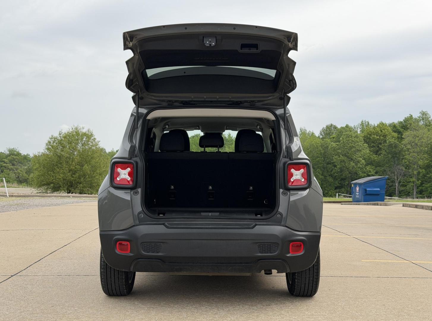 2021 GRAY /Black Jeep Renegade Latitude (ZACNJCBB0MP) with an 2.4L 4 Cyl. engine, Automatic transmission, located at 2990 Old Orchard Rd., Jackson, MO, 63755, 37.354214, -89.612106 - 2021 Jeep Renegade Latitude 33xxx miles Front Wheel Drive 2.4L 4 Cyl. Automatic Backup Camera Bluetooth Cruise Power Windows/Locks/Mirrors We have financing available and we accept trades! Fill out a credit application on our website or come by today! If you have any questions, give us a c - Photo#16