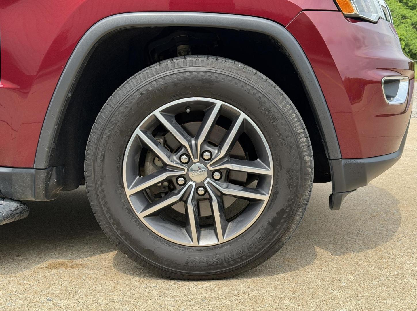 2017 MAROON /Black Jeep Grand Cherokee Limited 4WD (1C4RJFBG6HC) with an 3.6L V6 engine, Automatic transmission, located at 2990 Old Orchard Rd., Jackson, MO, 63755, 37.354214, -89.612106 - 2017 Jeep Grand Cherokee Limited 125xxx miles 4 Wheel Drive 3.6L V6 Automatic Leather Backup Camera Power/Heated Seats Heated Rear Seats Heated Steering Wheel Bluetooth Remote Start Cruise Power Windows/Locks/Mirrors We have financing available and we accept trades! Fill out a credit a - Photo#43