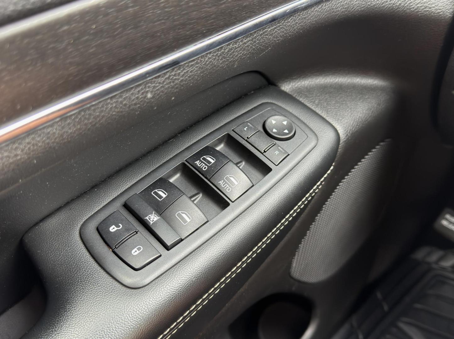 2017 MAROON /Black Jeep Grand Cherokee Limited 4WD (1C4RJFBG6HC) with an 3.6L V6 engine, Automatic transmission, located at 2990 Old Orchard Rd., Jackson, MO, 63755, 37.354214, -89.612106 - 2017 Jeep Grand Cherokee Limited 125xxx miles 4 Wheel Drive 3.6L V6 Automatic Leather Backup Camera Power/Heated Seats Heated Rear Seats Heated Steering Wheel Bluetooth Remote Start Cruise Power Windows/Locks/Mirrors We have financing available and we accept trades! Fill out a credit a - Photo#34