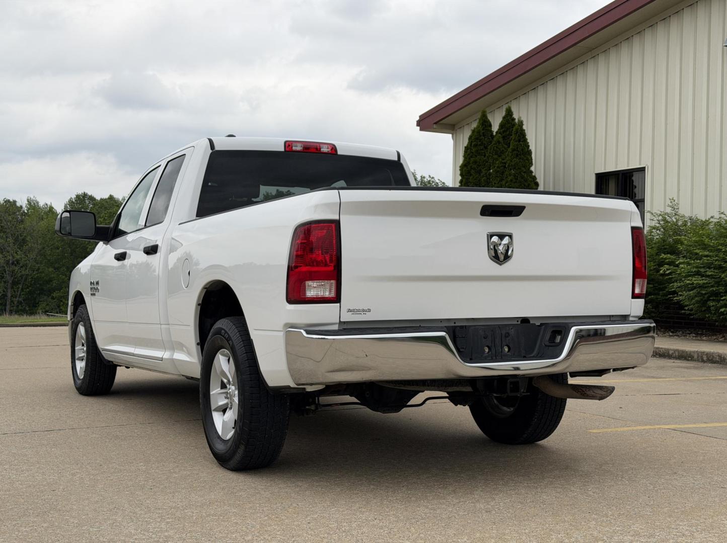 2019 WHITE /Gray RAM 1500 Tradesman Quad Cab 2WD (1C6RR6FG8KS) with an 3.6L V6 engine, Automatic transmission, located at 2990 Old Orchard Rd., Jackson, MO, 63755, 37.354214, -89.612106 - 2019 Ram 1500 Classic Tradesman 88xxx miles Rear Wheel Drive 3.6L V6 Automatic Backup Camera Bluetooth Cruise Power Windows/Locks/Mirrors We have financing available and we accept trades! Fill out a credit application on our website or come by today! If you have any questions, give us a ca - Photo#7