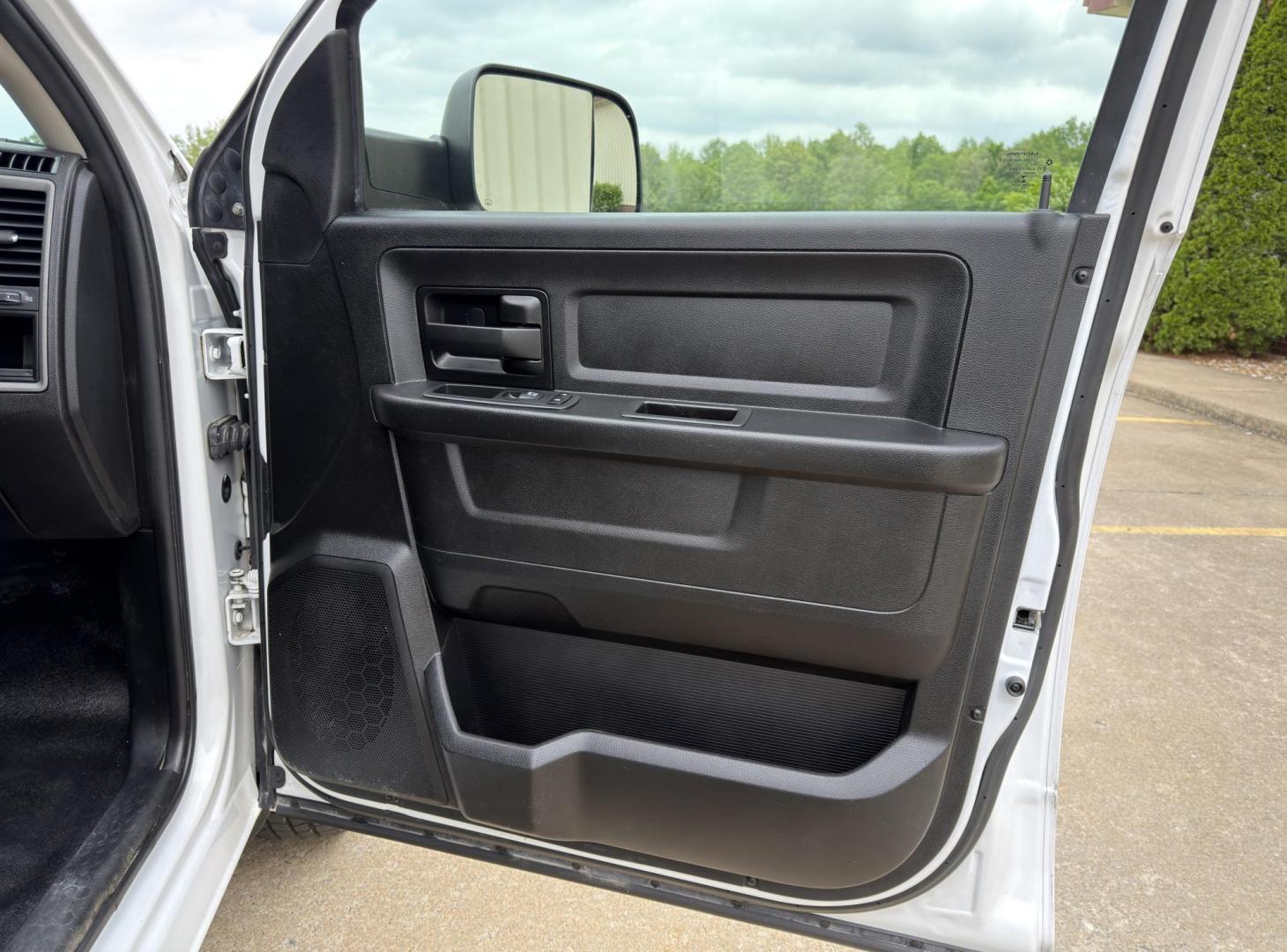 2019 WHITE /Gray RAM 1500 Tradesman Quad Cab 2WD (1C6RR6FG8KS) with an 3.6L V6 engine, Automatic transmission, located at 2990 Old Orchard Rd., Jackson, MO, 63755, 37.354214, -89.612106 - 2019 Ram 1500 Classic Tradesman 88xxx miles Rear Wheel Drive 3.6L V6 Automatic Backup Camera Bluetooth Cruise Power Windows/Locks/Mirrors We have financing available and we accept trades! Fill out a credit application on our website or come by today! If you have any questions, give us a ca - Photo#13