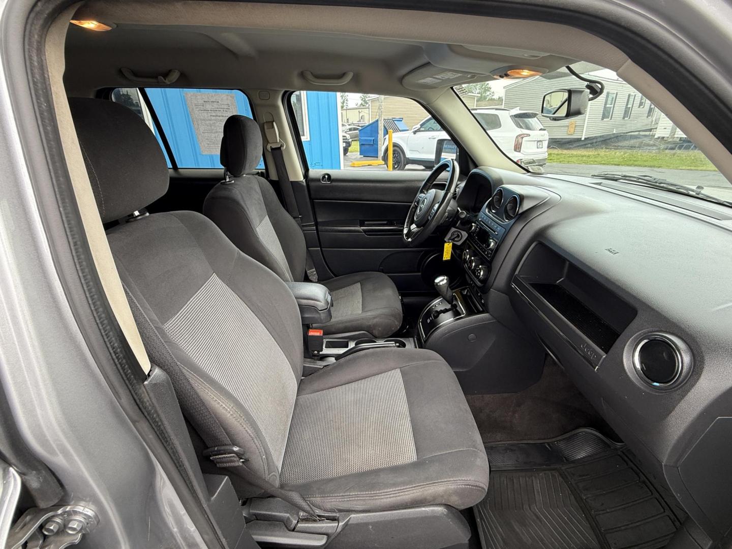 2017 SILVER /Black Jeep Patriot Latitude 2WD (1C4NJPFB5HD) with an 2.4L L4 engine, Automatic transmission, located at 506 S. Kingshighway, Cape Girardeau, MO, 63703, (573) 235-5000, 37.294991, -89.553635 - 2017 Jeep Patriot Latitude 2WD 129xxx miles Front Wheel Drive 2.4L 4 Cyl. Automatic Heated Seats Bluetooth Remote Start Cruise Power Windows/Locks/Mirrors We have financing available and we accept trades! Fill out a credit application on our website or come by today! If you have any quest - Photo#9