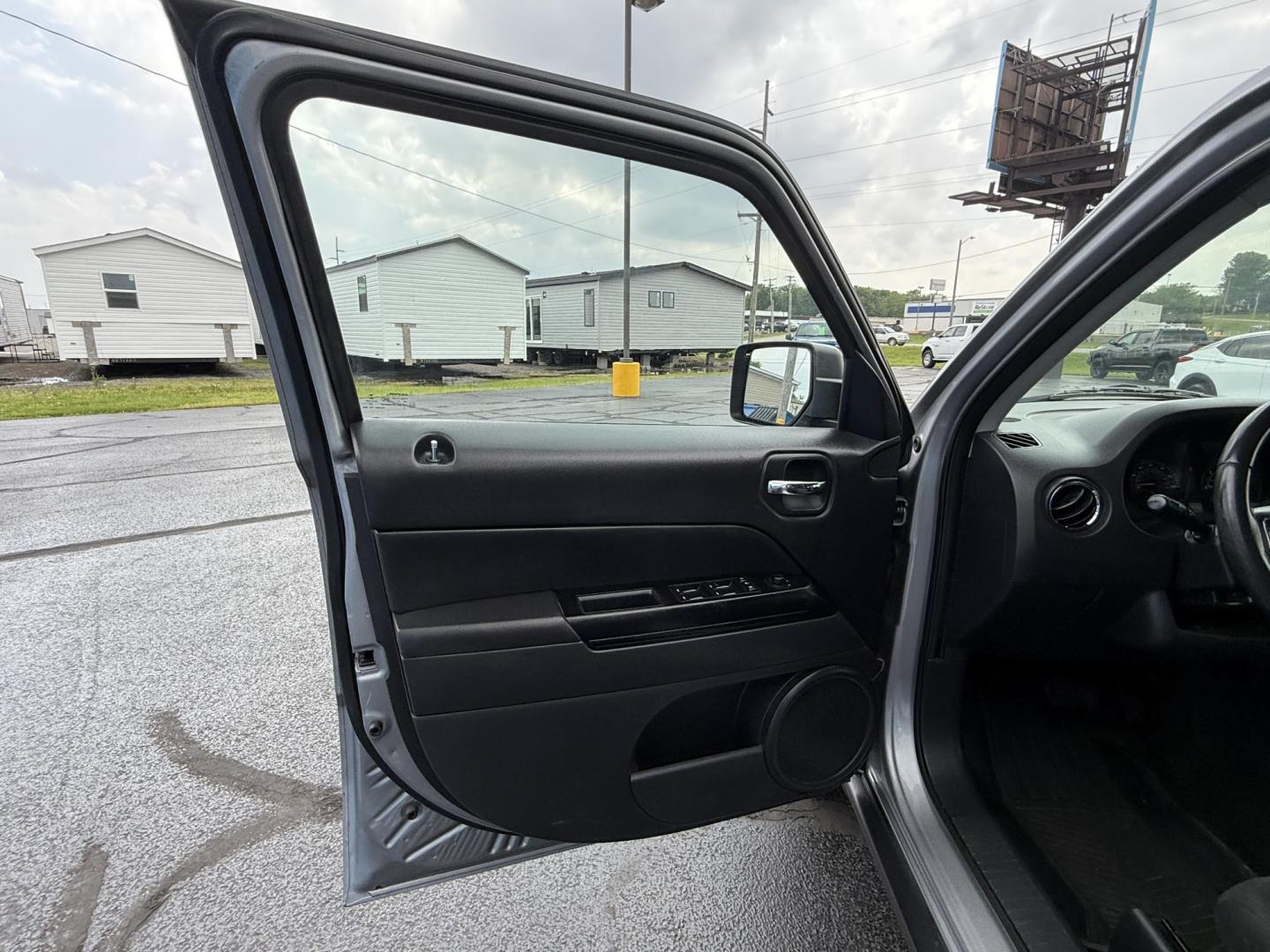 2017 SILVER /Black Jeep Patriot Latitude 2WD (1C4NJPFB5HD) with an 2.4L L4 engine, Automatic transmission, located at 506 S. Kingshighway, Cape Girardeau, MO, 63703, (573) 235-5000, 37.294991, -89.553635 - 2017 Jeep Patriot Latitude 2WD 129xxx miles Front Wheel Drive 2.4L 4 Cyl. Automatic Heated Seats Bluetooth Remote Start Cruise Power Windows/Locks/Mirrors We have financing available and we accept trades! Fill out a credit application on our website or come by today! If you have any quest - Photo#12