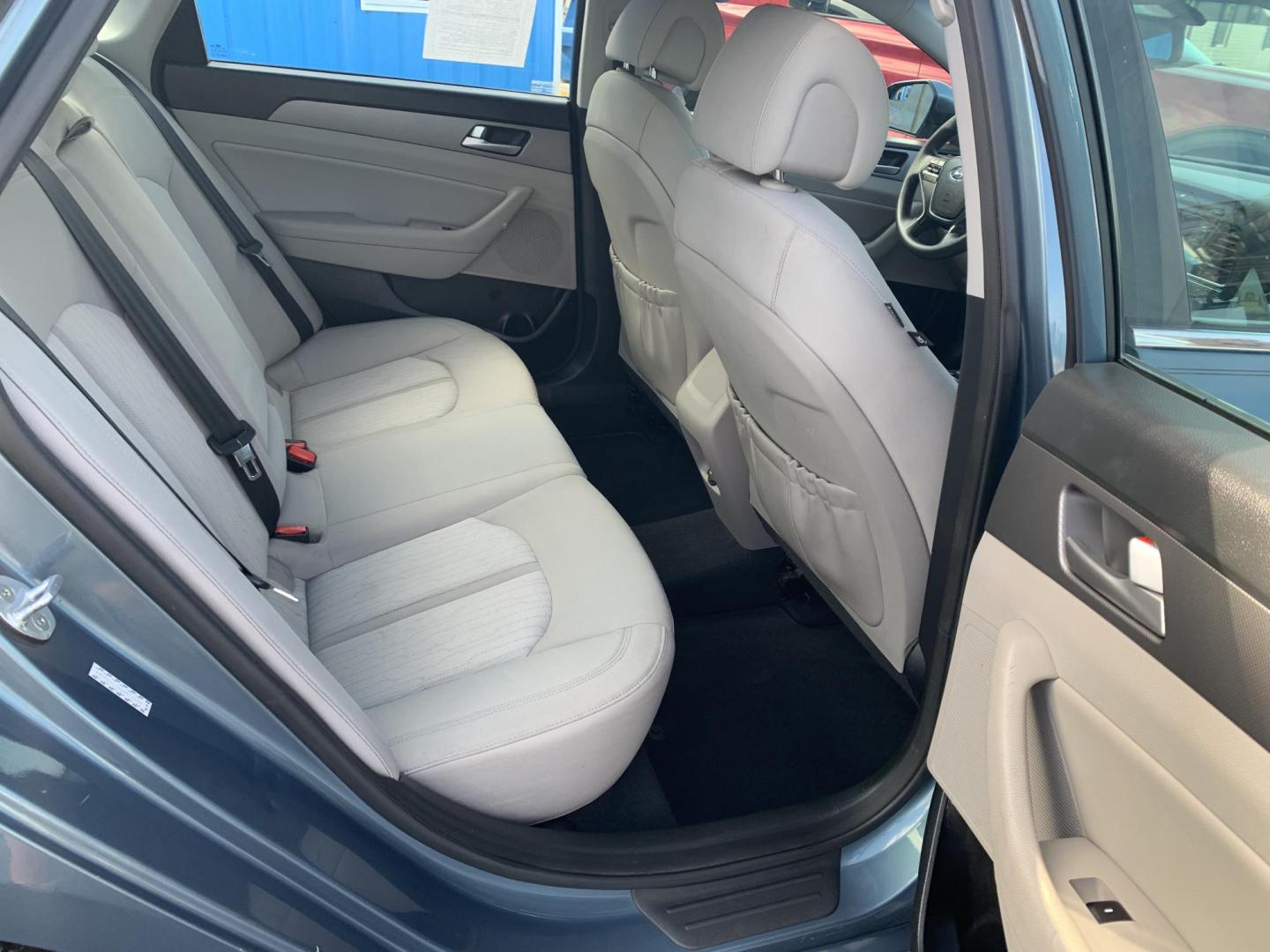 2016 BLUE /GRAY Hyundai Sonata Hybrid Base (KMHE24L14GA) with an 2.0L L4 DOHC 16V HYBRID engine, Automatic transmission, located at 506 S. Kingshighway, Cape Girardeau, MO, 63703, (573) 235-5000, 37.294991, -89.553635 - 2016 Hyundai Sonata Hybrid Base 134,xxx miles Front Wheel Drive Cloth Seats Power Windows Rear Window Defroster Power Outlet Steering Wheel Controls Tilt Steering Wheel Alarm System Bluetooth Wireless Cruise Control Hands Free Phone Remote Keyless Entry Proximity Sensing Keyless Entry - Photo#13