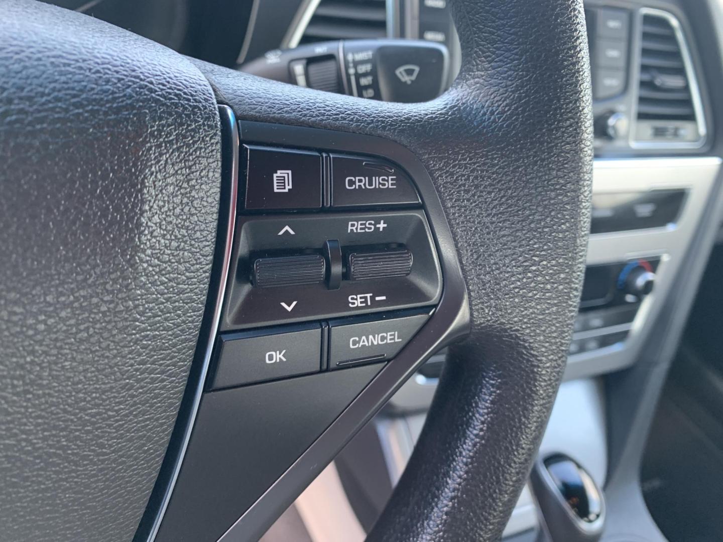 2016 BLUE /GRAY Hyundai Sonata Hybrid Base (KMHE24L14GA) with an 2.0L L4 DOHC 16V HYBRID engine, Automatic transmission, located at 506 S. Kingshighway, Cape Girardeau, MO, 63703, (573) 235-5000, 37.294991, -89.553635 - 2016 Hyundai Sonata Hybrid Base 134,xxx miles Front Wheel Drive Cloth Seats Power Windows Rear Window Defroster Power Outlet Steering Wheel Controls Tilt Steering Wheel Alarm System Bluetooth Wireless Cruise Control Hands Free Phone Remote Keyless Entry Proximity Sensing Keyless Entry - Photo#22