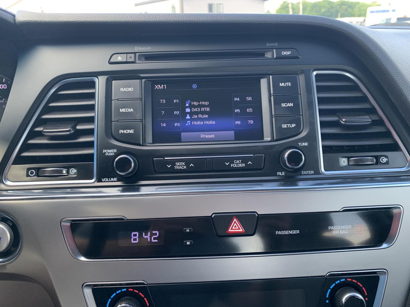 2016 BLUE /GRAY Hyundai Sonata Hybrid Base (KMHE24L14GA) with an 2.0L L4 DOHC 16V HYBRID engine, Automatic transmission, located at 506 S. Kingshighway, Cape Girardeau, MO, 63703, (573) 235-5000, 37.294991, -89.553635 - 2016 Hyundai Sonata Hybrid Base 134,xxx miles Front Wheel Drive Cloth Seats Power Windows Rear Window Defroster Power Outlet Steering Wheel Controls Tilt Steering Wheel Alarm System Bluetooth Wireless Cruise Control Hands Free Phone Remote Keyless Entry Proximity Sensing Keyless Entry - Photo#25
