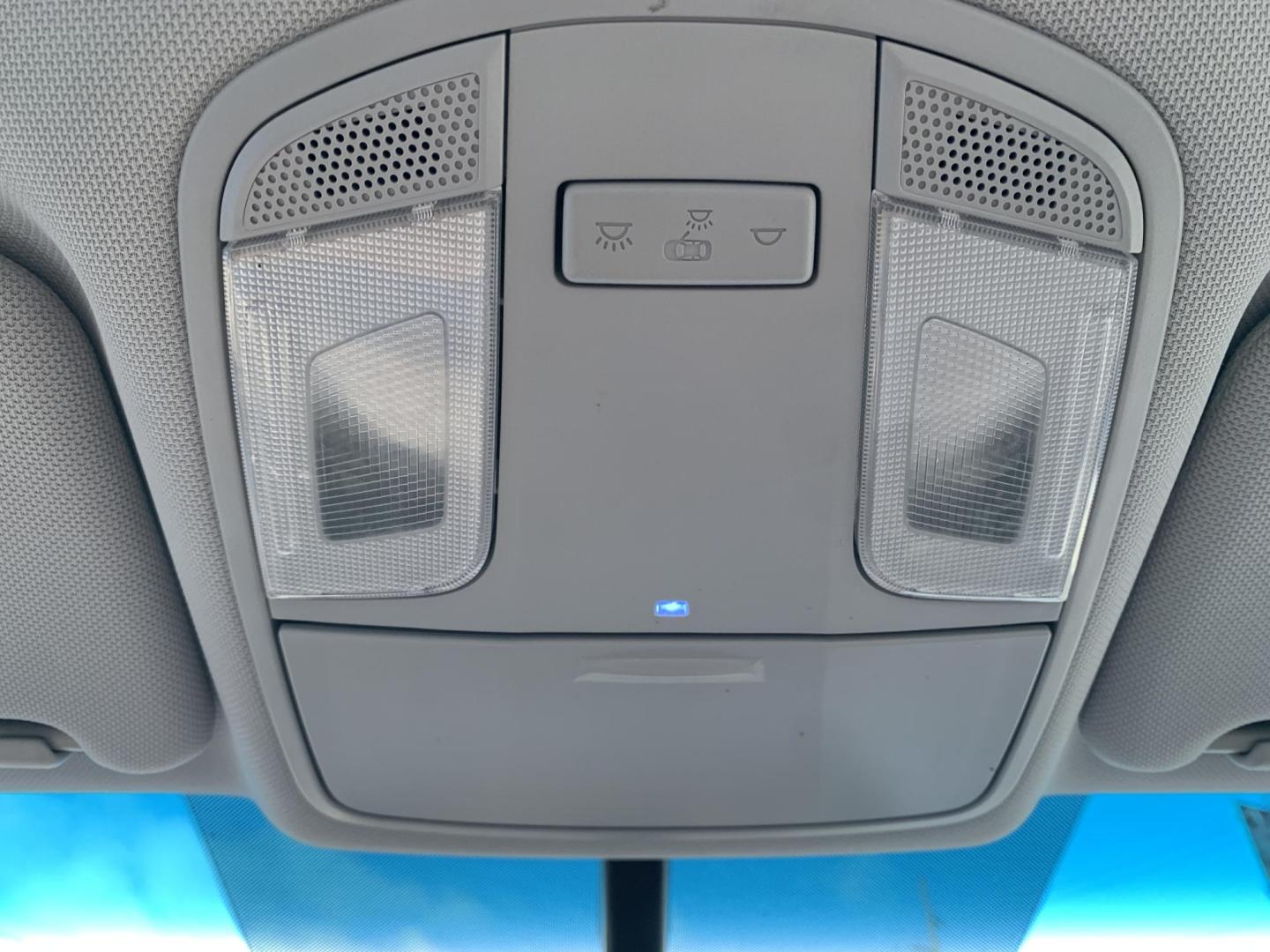2016 BLUE /GRAY Hyundai Sonata Hybrid Base (KMHE24L14GA) with an 2.0L L4 DOHC 16V HYBRID engine, Automatic transmission, located at 506 S. Kingshighway, Cape Girardeau, MO, 63703, (573) 235-5000, 37.294991, -89.553635 - 2016 Hyundai Sonata Hybrid Base 134,xxx miles Front Wheel Drive Cloth Seats Power Windows Rear Window Defroster Power Outlet Steering Wheel Controls Tilt Steering Wheel Alarm System Bluetooth Wireless Cruise Control Hands Free Phone Remote Keyless Entry Proximity Sensing Keyless Entry - Photo#29