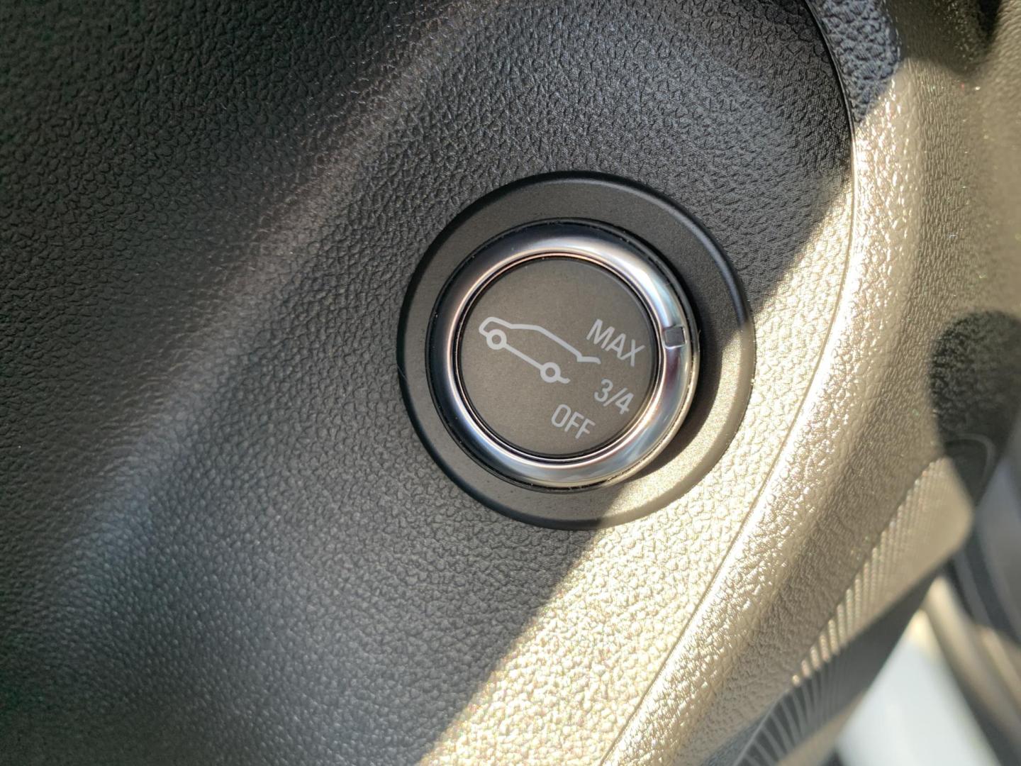 2025 WHITE /GRAY Buick Envista Preferred (KL47LAEP9SB) with an 1.2L L3 TURBO engine, Automatic transmission, located at 506 S. Kingshighway, Cape Girardeau, MO, 63703, (573) 235-5000, 37.294991, -89.553635 - 2025 Buick Envista Preferred 24,xxx Miles Own Owner 12V Power Outlet Alarm System Bluetooth Cloth Seats Cruise Control Folding Rear Seat Hands Free Phone Power Outlet Power Windows Push-Button Engine Start Rear Window Defroster Remote Engine Start Remote Keyless Entry Satellite Radio - Photo#21