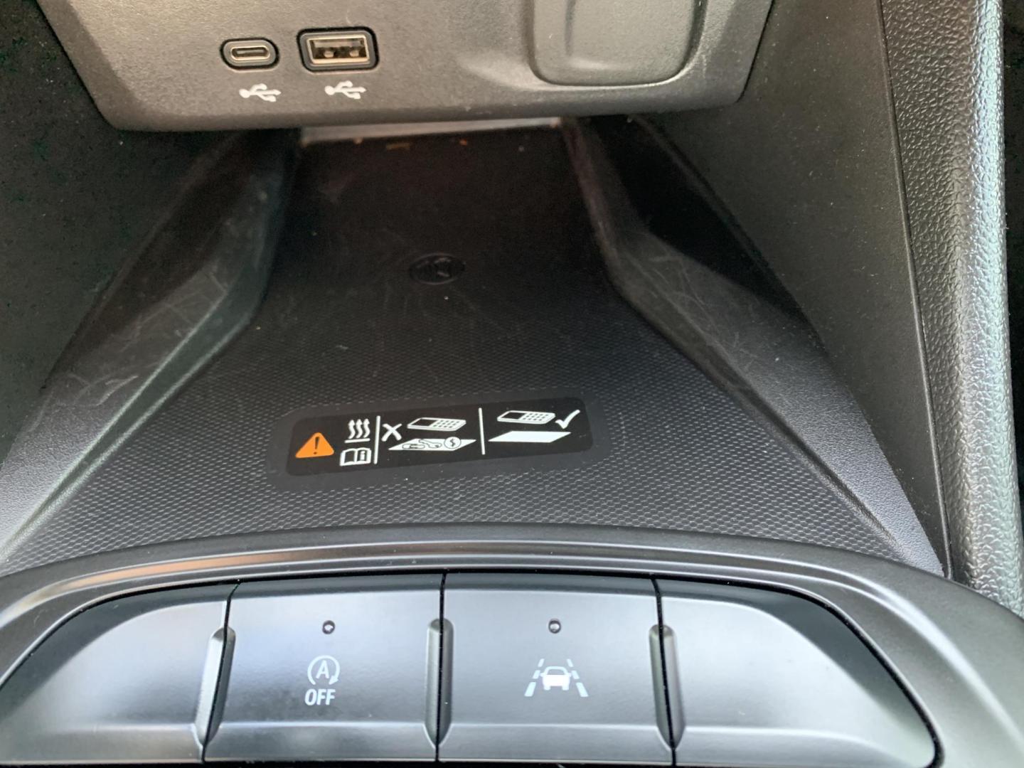 2025 WHITE /GRAY Buick Envista Preferred (KL47LAEP9SB) with an 1.2L L3 TURBO engine, Automatic transmission, located at 506 S. Kingshighway, Cape Girardeau, MO, 63703, (573) 235-5000, 37.294991, -89.553635 - 2025 Buick Envista Preferred 24,xxx Miles Own Owner 12V Power Outlet Alarm System Bluetooth Cloth Seats Cruise Control Folding Rear Seat Hands Free Phone Power Outlet Power Windows Push-Button Engine Start Rear Window Defroster Remote Engine Start Remote Keyless Entry Satellite Radio - Photo#27