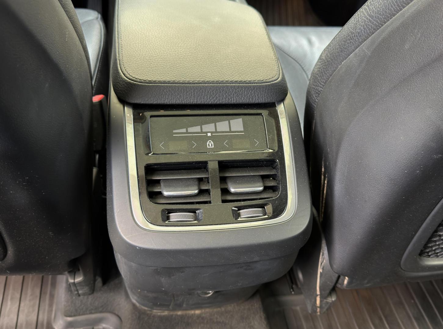 2018 BLACK /Black Volvo XC90 T6 Momentum AWD (YV4A22PK3J1) with an 2.0L 4 Cyl. engine, Automatic transmission, located at 2990 Old Orchard Rd., Jackson, MO, 63755, 37.354214, -89.612106 - 2018 Volvo XC90 T6 Momentum 108xxx miles All Wheel Drive 2.0L 4 Cyl. Automatic Leather 3rd Row Navigation Power/Heated Seats Heated Steering Wheel Backup Camera Sunroof Bluetooth Cruise Power Windows/Locks/Mirrors We have financing available and we accept trades! Fill out a credit app - Photo#36