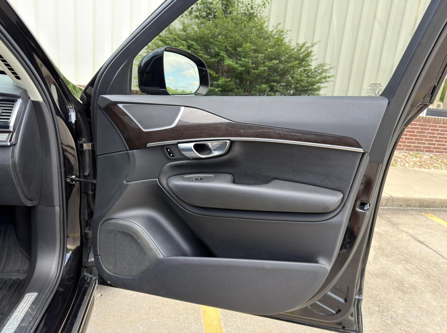 2018 BLACK /Black Volvo XC90 T6 Momentum AWD (YV4A22PK3J1) with an 2.0L 4 Cyl. engine, Automatic transmission, located at 2990 Old Orchard Rd., Jackson, MO, 63755, 37.354214, -89.612106 - 2018 Volvo XC90 T6 Momentum 108xxx miles All Wheel Drive 2.0L 4 Cyl. Automatic Leather 3rd Row Navigation Power/Heated Seats Heated Steering Wheel Backup Camera Sunroof Bluetooth Cruise Power Windows/Locks/Mirrors We have financing available and we accept trades! Fill out a credit app - Photo#16