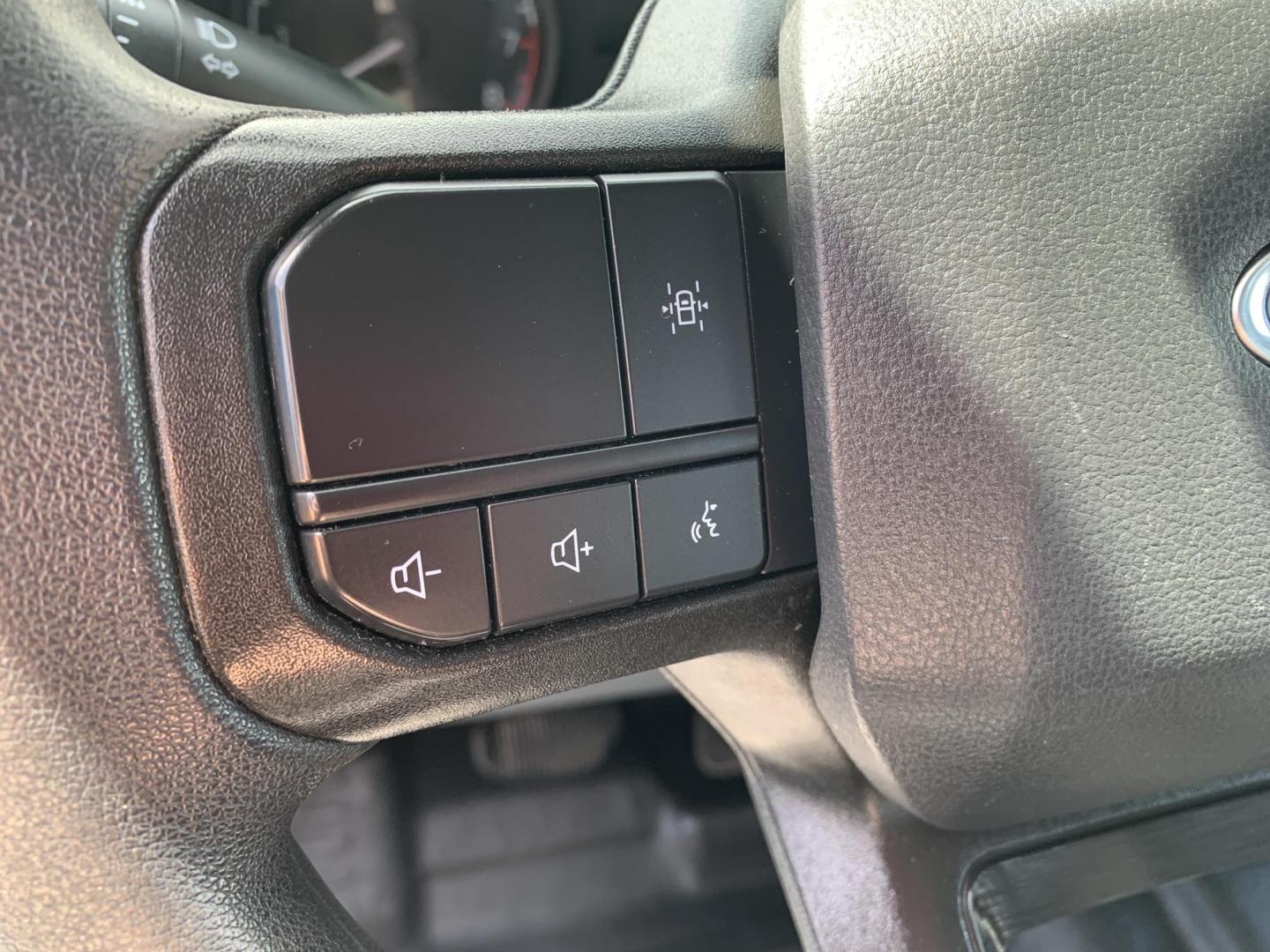 2021 WHITE /GRAY Ford F-150 SuperCrew 4WD (1FTEW1EB6MK) with an 3.3L V6 DOHC 24V engine, Automatic transmission, located at 506 S. Kingshighway, Cape Girardeau, MO, 63703, (573) 235-5000, 37.294991, -89.553635 - 2021 Ford F-150 SuperCrew 60,xxx miles 4wd Power Windows Rear Window Defroster 12V Power Outlet Steering Wheel Controls Tilt Steering Wheel Alarm System Cruise Control Remote Keyless Entry We have financing available and we accept trades! Fill out a credit application on our website or - Photo#21
