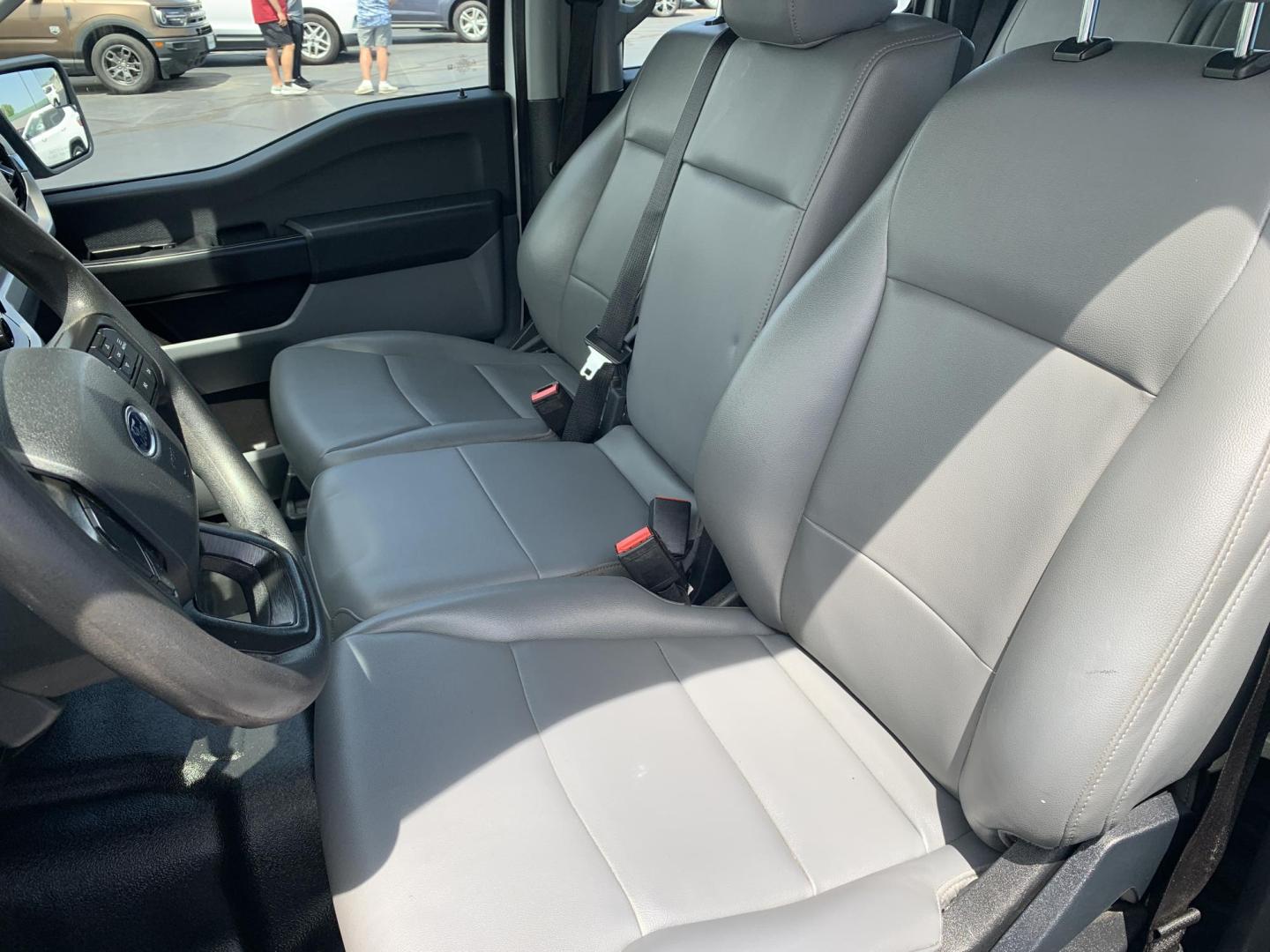 2021 WHITE /GRAY Ford F-150 SuperCrew 4WD (1FTEW1EB6MK) with an 3.3L V6 DOHC 24V engine, Automatic transmission, located at 506 S. Kingshighway, Cape Girardeau, MO, 63703, (573) 235-5000, 37.294991, -89.553635 - 2021 Ford F-150 SuperCrew 60,xxx miles 4wd Power Windows Rear Window Defroster 12V Power Outlet Steering Wheel Controls Tilt Steering Wheel Alarm System Cruise Control Remote Keyless Entry We have financing available and we accept trades! Fill out a credit application on our website or - Photo#17
