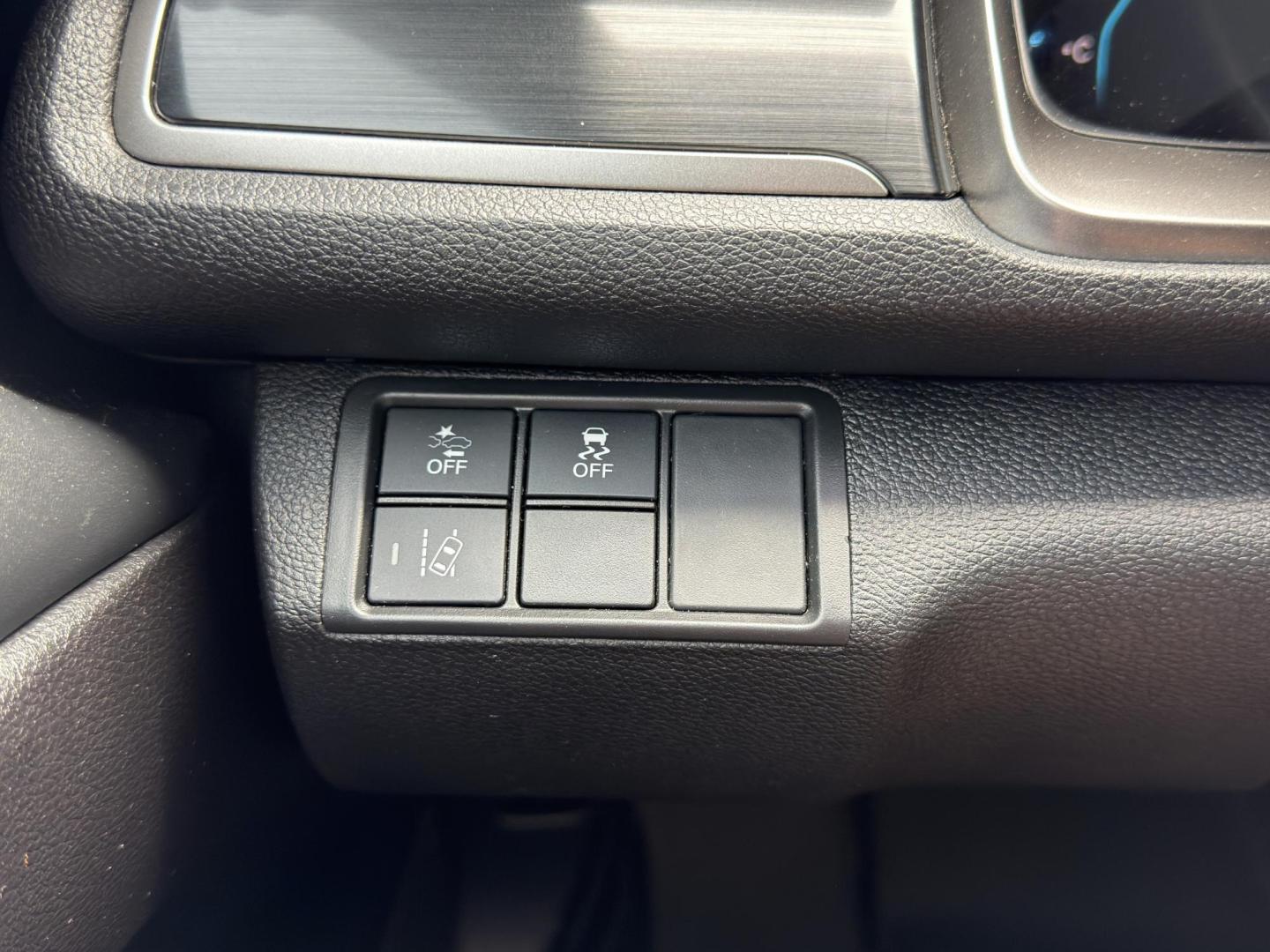 2020 BLUE /Black Honda Civic EX-L (SHHFK7H85LU) with an 1.5L 4 Cyl. Turbo engine, CVT transmission, located at 2990 Old Orchard Rd., Jackson, MO, 63755, 37.354214, -89.612106 - 2020 Honda Civic EX-L 85xxx miles Front Wheel Drive 1.5L 4 Cyl. Turbo Automatic Leather Backup Camera Heated Seats Power Driver Seat Sunroof Bluetooth Remote Start Cruise Power Windows/Locks/Mirrors We have financing available and we accept trades! Fill out a credit application on our - Photo#29