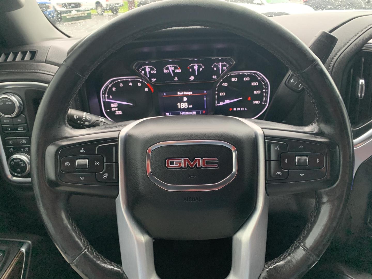 2021 WHITE /GRAY GMC Sierra 1500 Elevation Crew Cab 4WD (3GTU9CED7MG) with an 5.3L V8 OHV 16V engine, Automatic transmission, located at 506 S. Kingshighway, Cape Girardeau, MO, 63703, (573) 235-5000, 37.294991, -89.553635 - 2021 GMC Sierra 1500 Elevation Crew Cab 4WD 141,xxx miles One Owner Apple CarPlay Cloth Seats Heated Seats Backup Cam Bluetooth Keyless Entry Remote Start Heated Steering Wheel We have financing available and we accept trades! Fill out a credit application on our website or come by toda - Photo#25