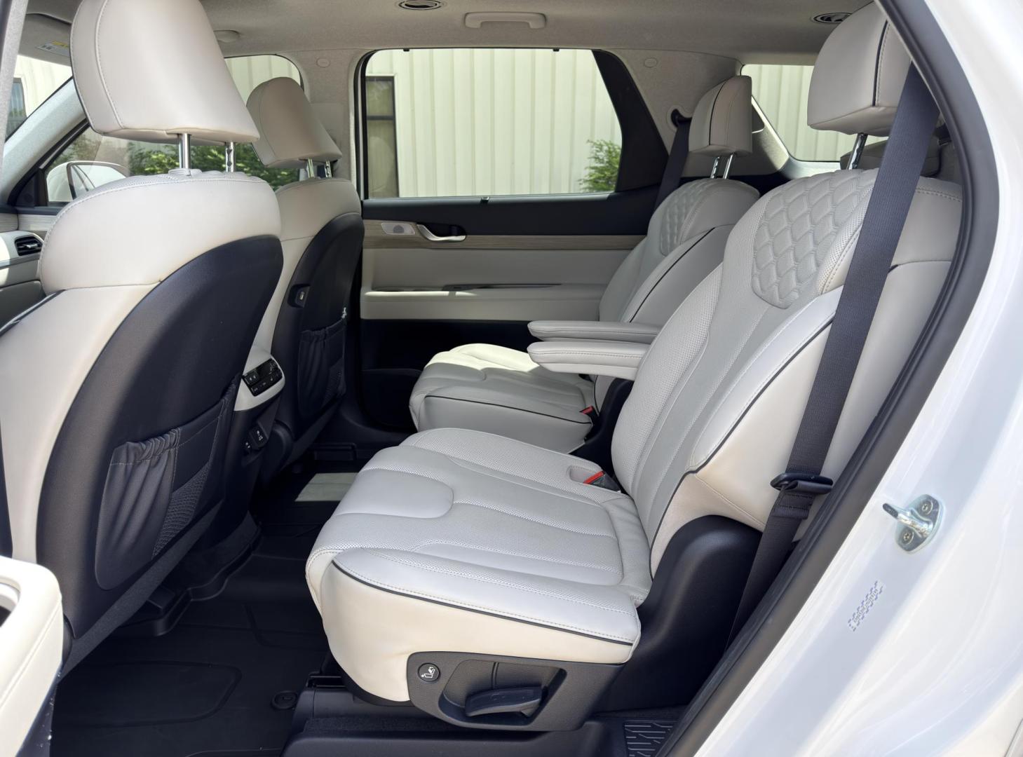 2021 WHITE /Tan Hyundai Palisade Limited AWD (KM8R5DHE1MU) with an 3.8L V6 engine, Automatic transmission, located at 2990 Old Orchard Rd., Jackson, MO, 63755, 37.354214, -89.612106 - 2021 Hyundai Palisade Limited 1-Owner 71xxx miles All Wheel Drive 3.8L V6 Automatic Leather 3rd Row Navigation Power/Heated/Cooled Seats Heated/Cooled Rear Seats Heated Steering Wheel Backup Camera Sunroof Bluetooth Remote Start Cruise Power Windows/Locks/Mirrors We have financing - Photo#21