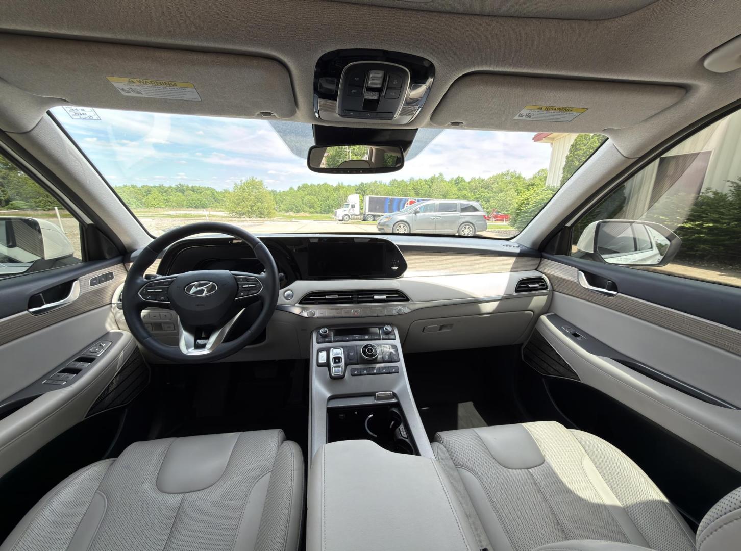 2021 WHITE /Tan Hyundai Palisade Limited AWD (KM8R5DHE1MU) with an 3.8L V6 engine, Automatic transmission, located at 2990 Old Orchard Rd., Jackson, MO, 63755, 37.354214, -89.612106 - 2021 Hyundai Palisade Limited 1-Owner 71xxx miles All Wheel Drive 3.8L V6 Automatic Leather 3rd Row Navigation Power/Heated/Cooled Seats Heated/Cooled Rear Seats Heated Steering Wheel Backup Camera Sunroof Bluetooth Remote Start Cruise Power Windows/Locks/Mirrors We have financing - Photo#28