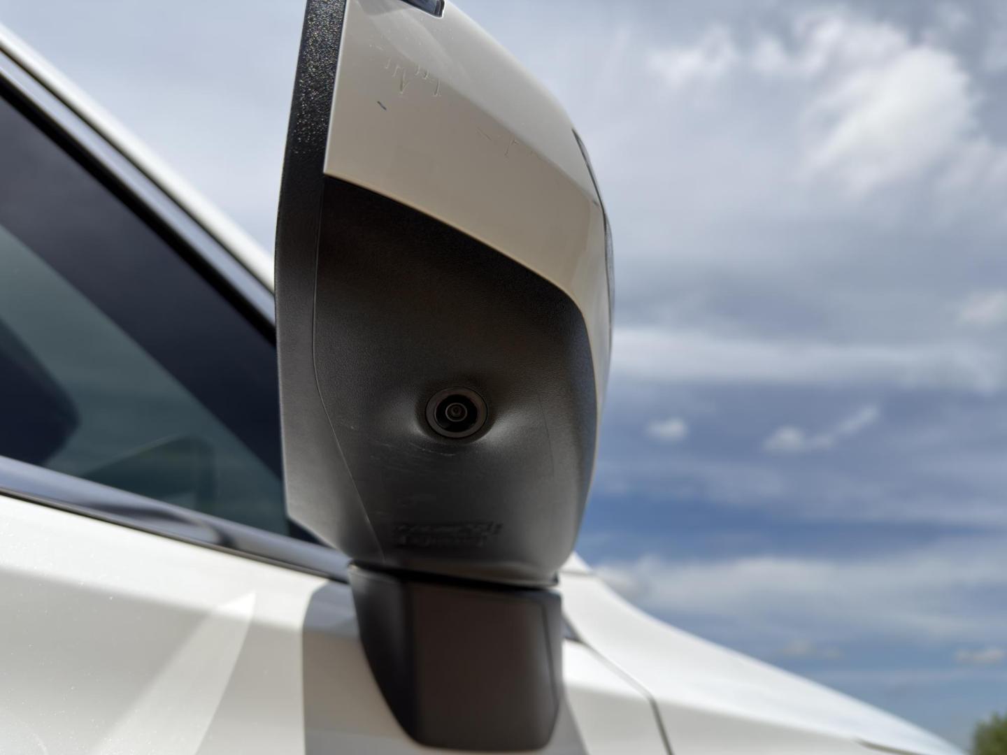 2021 WHITE /Tan Hyundai Palisade Limited AWD (KM8R5DHE1MU) with an 3.8L V6 engine, Automatic transmission, located at 2990 Old Orchard Rd., Jackson, MO, 63755, 37.354214, -89.612106 - 2021 Hyundai Palisade Limited 1-Owner 71xxx miles All Wheel Drive 3.8L V6 Automatic Leather 3rd Row Navigation Power/Heated/Cooled Seats Heated/Cooled Rear Seats Heated Steering Wheel Backup Camera Sunroof Bluetooth Remote Start Cruise Power Windows/Locks/Mirrors We have financing - Photo#9