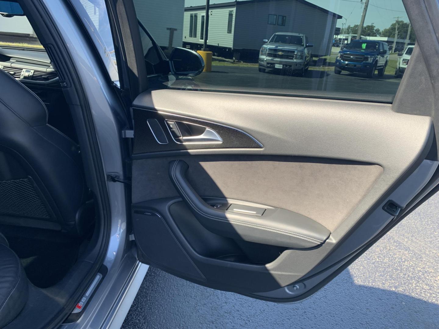 2017 GRAY /BLACK Audi S6 Premium plus (WAUFFAFC7HN) with an 4.0L V8 engine, Automatic transmission, located at 506 S. Kingshighway, Cape Girardeau, MO, 63703, (573) 235-5000, 37.294991, -89.553635 - 2017 Audi S6 Premium 72,xxx miles Heated Leather Seats Backup Cam Bluetooth Sunroof All Wheel Drive Remote Keyless Entry Push Button Start We have financing available and we accept trades! Fill out a credit application on our website or come by today! If you have any questions, give us a - Photo#12