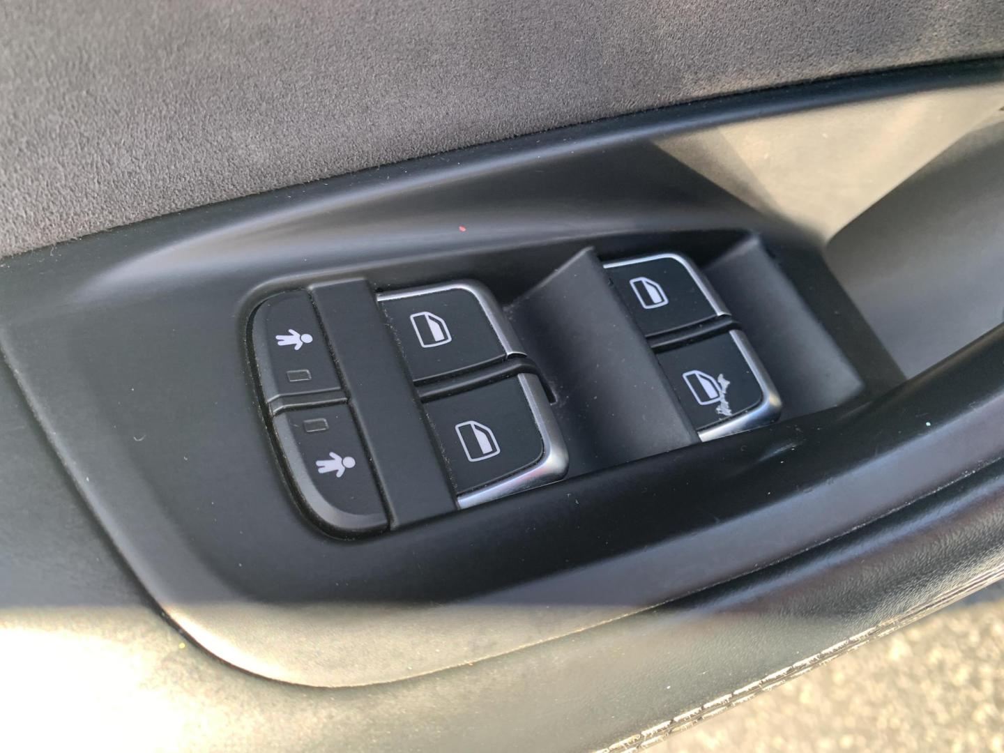 2017 GRAY /BLACK Audi S6 Premium plus (WAUFFAFC7HN) with an 4.0L V8 engine, Automatic transmission, located at 506 S. Kingshighway, Cape Girardeau, MO, 63703, (573) 235-5000, 37.294991, -89.553635 - 2017 Audi S6 Premium 72,xxx miles Heated Leather Seats Backup Cam Bluetooth Sunroof All Wheel Drive Remote Keyless Entry Push Button Start We have financing available and we accept trades! Fill out a credit application on our website or come by today! If you have any questions, give us a - Photo#19