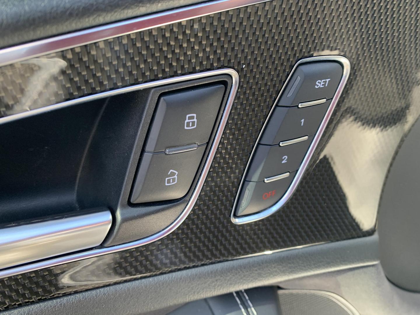 2017 GRAY /BLACK Audi S6 Premium plus (WAUFFAFC7HN) with an 4.0L V8 engine, Automatic transmission, located at 506 S. Kingshighway, Cape Girardeau, MO, 63703, (573) 235-5000, 37.294991, -89.553635 - 2017 Audi S6 Premium 72,xxx miles Heated Leather Seats Backup Cam Bluetooth Sunroof All Wheel Drive Remote Keyless Entry Push Button Start We have financing available and we accept trades! Fill out a credit application on our website or come by today! If you have any questions, give us a - Photo#20