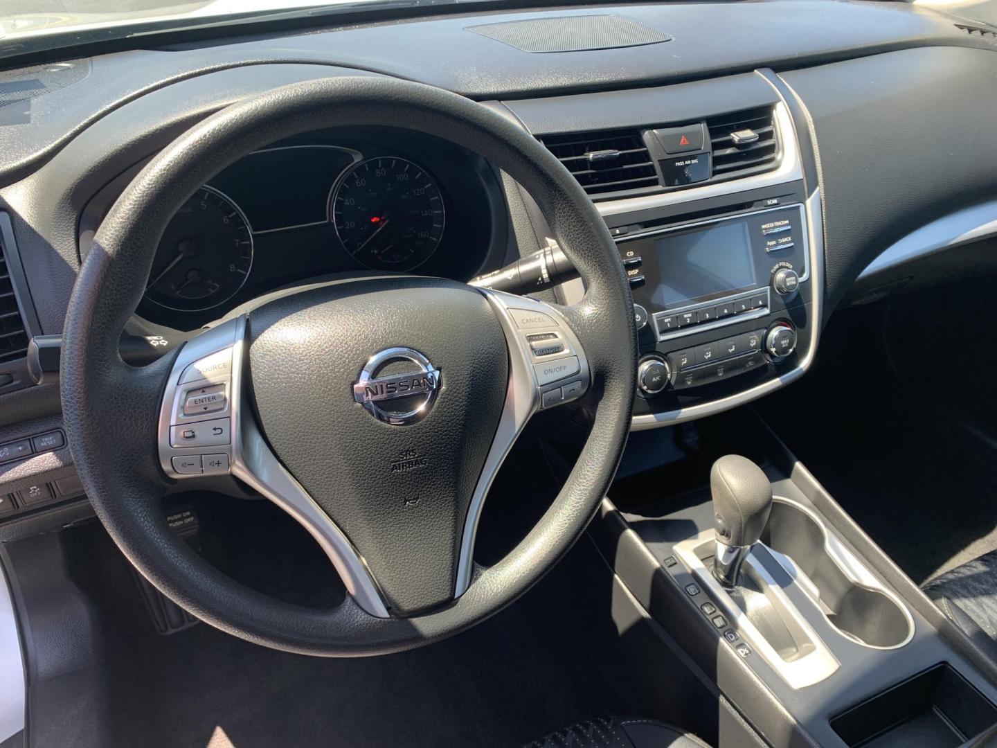 2016 SILVER /BLACK Nissan Altima 2.5 SL (1N4AL3AP9GN) with an 2.5L L4 DOHC 16V engine, Automatic transmission, located at 506 S. Kingshighway, Cape Girardeau, MO, 63703, (573) 235-5000, 37.294991, -89.553635 - 2016 Nissan Altima 2.5 SL 119,xxx miles One Owner Front Wheel Drive Cruise Backup Cam Power Windows/Locks/Mirrors We have financing available and we accept trades! Fill out a credit application on our website or come by today! If you have any questions, give us a call at (573) 235-5000 o - Photo#24