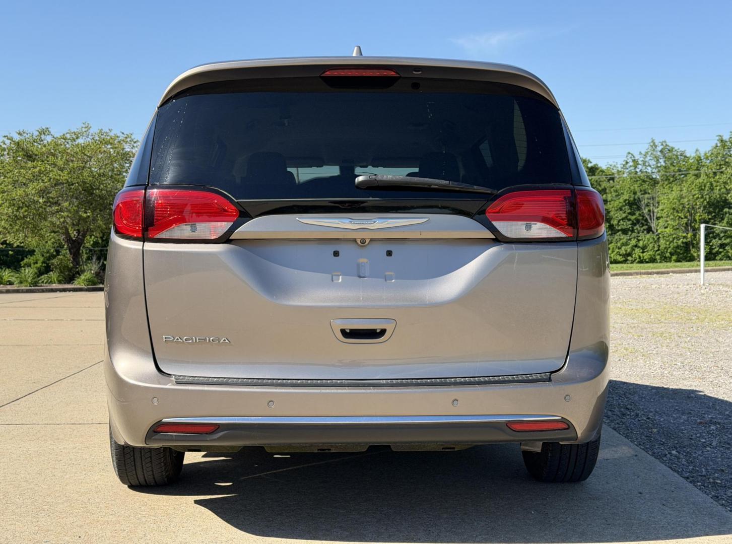 2017 TAN /Tan Chrysler Pacifica Touring-L Plus (2C4RC1EG9HR) with an 3.6L V6 engine, Automatic transmission, located at 2990 Old Orchard Rd., Jackson, MO, 63755, 37.354214, -89.612106 - 2017 Chrysler Pacifica Touring-L Plus 121xxx miles Front Wheel Drive 3.6L V6 Automatic Leather Stow 'N Go Navigation Rear Entertainment Power/Heated Seats Heated Rear Seats Heated Steering Wheel Backup Camera Bluetooth Remote Start Cruise Power Windows/Locks/Mirrors We have financin - Photo#15