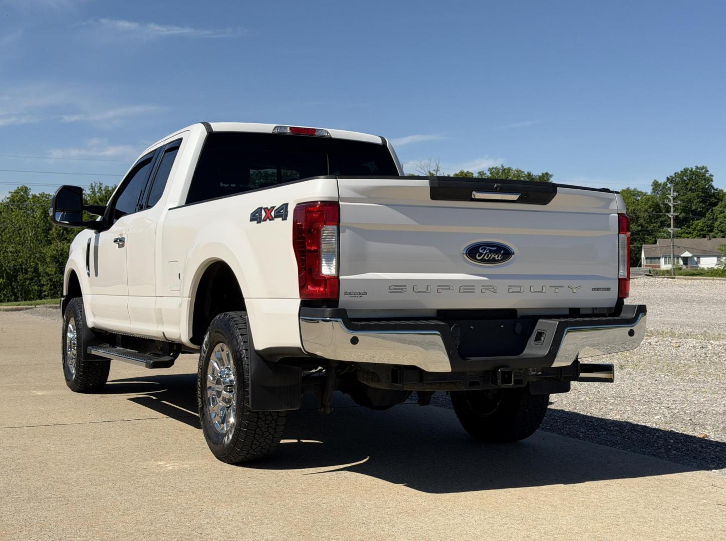 2017 WHITE /Black Ford F-250 SD Lariat SuperCab Long Bed 4WD (1FT7X2B62HE) with an 6.2L V8 engine, Automatic transmission, located at 2990 Old Orchard Rd., Jackson, MO, 63755, 37.354214, -89.612106 - 2017 Ford F-250 Super Duty Lariat 47xxx miles 4x4 6.2L V8 Automatic Leather Navigation Power/Heated/Cooled Seats Backup Camera Sunroof Bluetooth Remote Start Cruise Power Windows/Locks/Mirrors We have financing available and we accept trades! Fill out a credit application on our websit - Photo#13