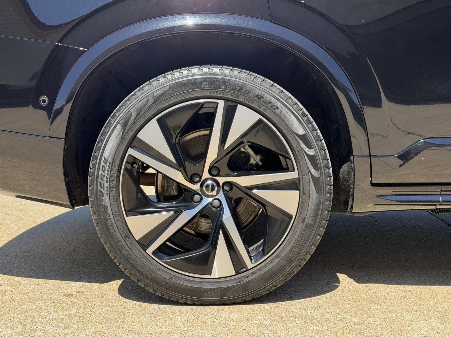 2020 BLACK /Black Volvo XC90 T6 R-Design AWD (YV4A22PMXL1) with an 2.0L 4 Cyl. engine, Automatic transmission, located at 2990 Old Orchard Rd., Jackson, MO, 63755, 37.354214, -89.612106 - 2020 Volvo XC90 T6 R-Design 70xxx miles All Wheel Drive 2.0L 4 Cyl. Automatic Leather 3rd Row Navigation Power/Heated Seats Heated Rear Seats Heated Steering Wheel Backup Camera Sunroof Bluetooth Heads Up Display Cruise Power Windows/Locks/Mirrors We have financing available and we - Photo#43