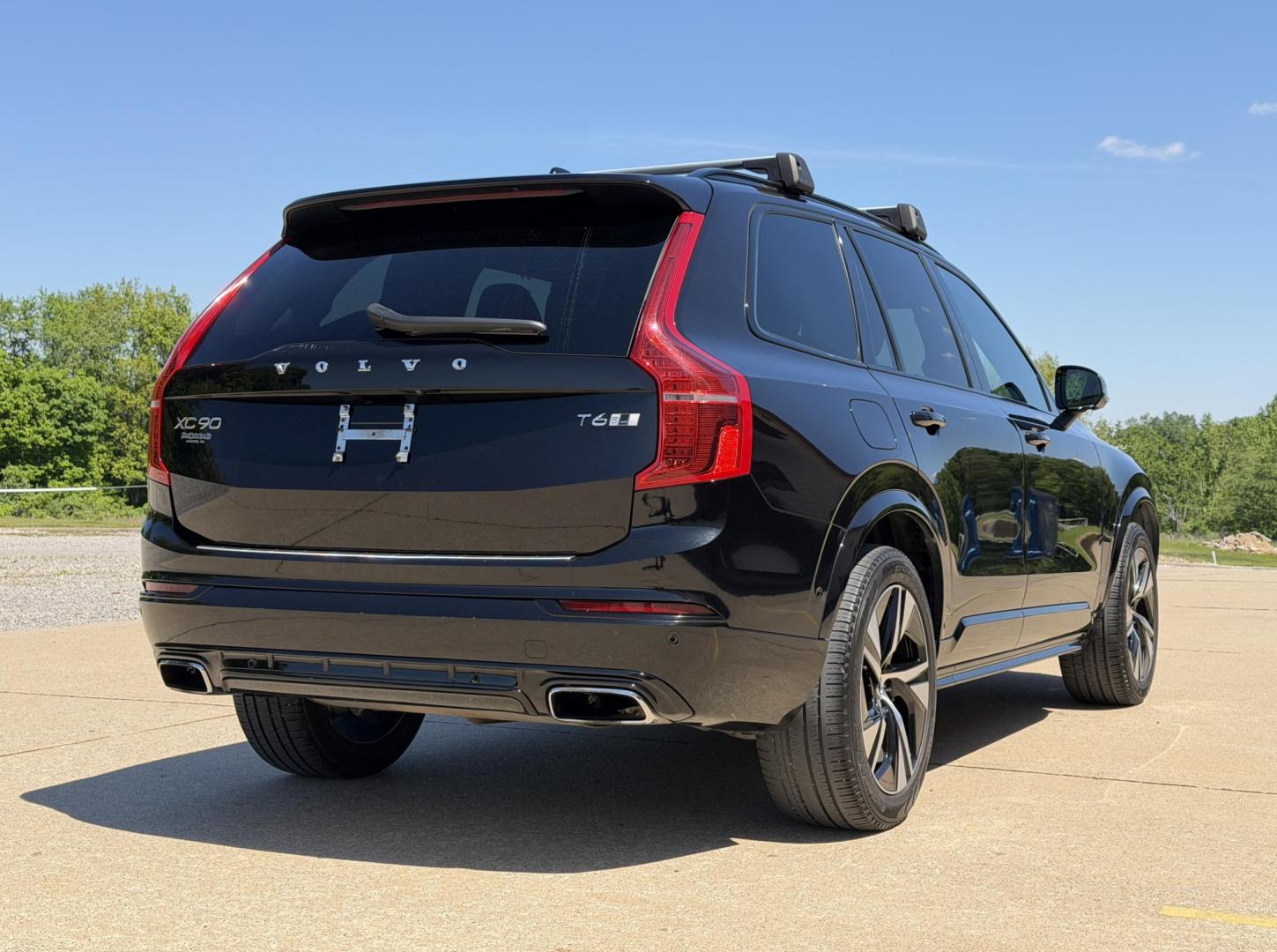 2020 BLACK /Black Volvo XC90 T6 R-Design AWD (YV4A22PMXL1) with an 2.0L 4 Cyl. engine, Automatic transmission, located at 2990 Old Orchard Rd., Jackson, MO, 63755, 37.354214, -89.612106 - 2020 Volvo XC90 T6 R-Design 70xxx miles All Wheel Drive 2.0L 4 Cyl. Automatic Leather 3rd Row Navigation Power/Heated Seats Heated Rear Seats Heated Steering Wheel Backup Camera Sunroof Bluetooth Heads Up Display Cruise Power Windows/Locks/Mirrors We have financing available and we - Photo#11