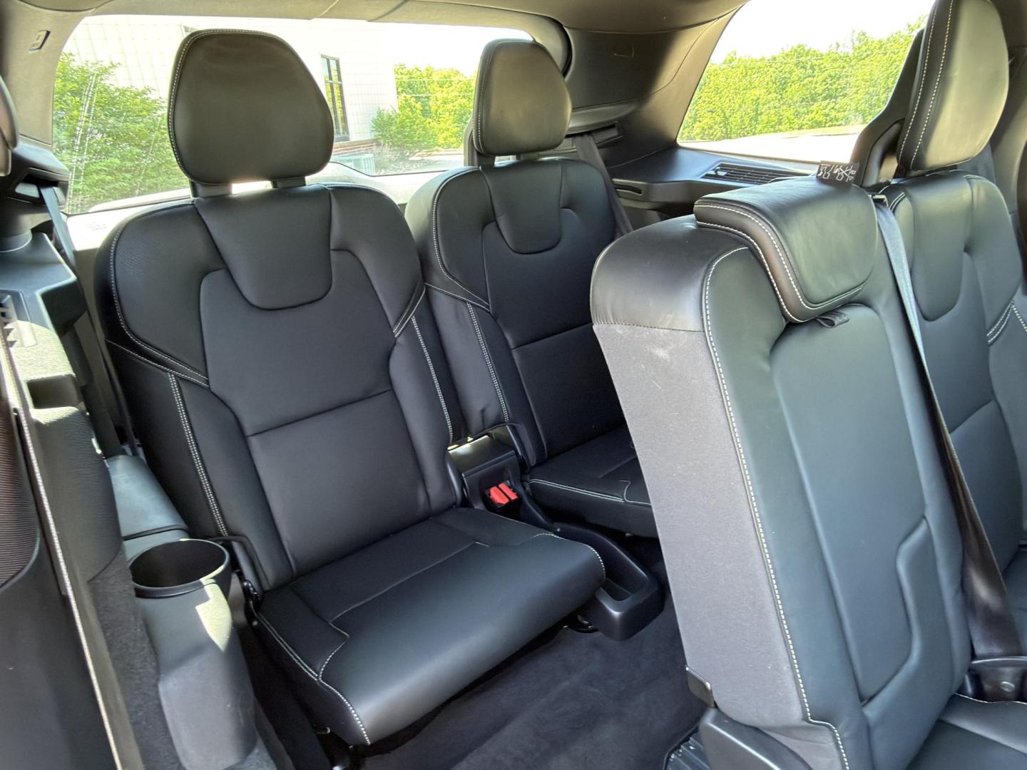 2020 BLACK /Black Volvo XC90 T6 R-Design AWD (YV4A22PMXL1) with an 2.0L 4 Cyl. engine, Automatic transmission, located at 2990 Old Orchard Rd., Jackson, MO, 63755, 37.354214, -89.612106 - 2020 Volvo XC90 T6 R-Design 70xxx miles All Wheel Drive 2.0L 4 Cyl. Automatic Leather 3rd Row Navigation Power/Heated Seats Heated Rear Seats Heated Steering Wheel Backup Camera Sunroof Bluetooth Heads Up Display Cruise Power Windows/Locks/Mirrors We have financing available and we - Photo#21