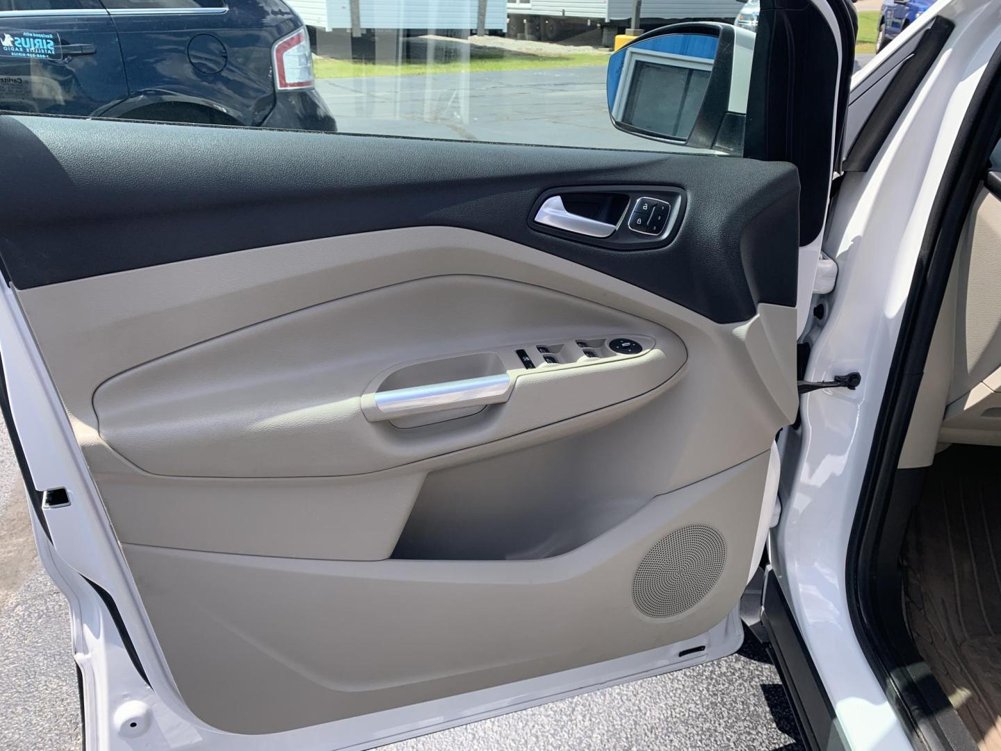 2014 WHITE /TAN Ford Escape Titanium 4WD (1FMCU9J92EU) with an 2.0L L4 DOHC 16V engine, Automatic transmission, located at 506 S. Kingshighway, Cape Girardeau, MO, 63703, (573) 235-5000, 37.294991, -89.553635 - 2014 Ford Escape Titanium 4WD 115,xxx miles Heated Seats Power Seat Sunroof 4WD Backup Cam Leather Keyless Entry Remote Start Power Windows/Locks/Mirrors We have financing available and we accept trades! Fill out a credit application on our website or come by today! If you have any q - Photo#18