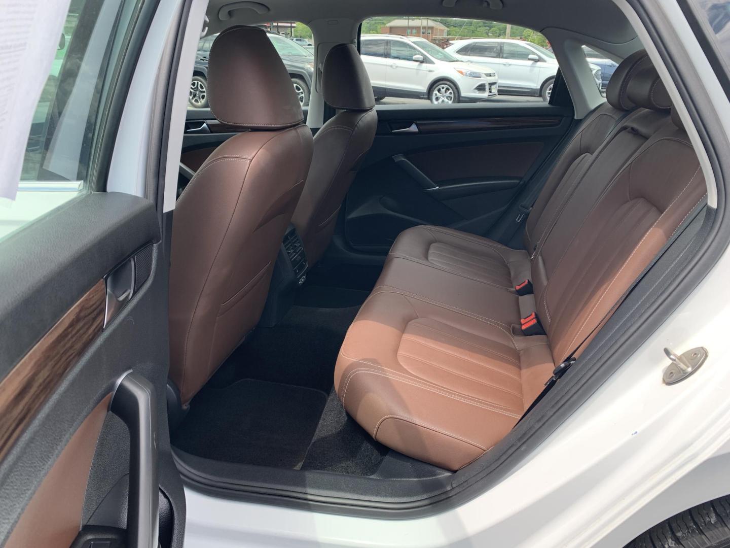 2022 WHITE /BROWN Volkswagen Passat Passat Limited Edition (1VWBA7A36NC) with an 2.0L L4 DOHC 16V engine, Automatic transmission, located at 506 S. Kingshighway, Cape Girardeau, MO, 63703, (573) 235-5000, 37.294991, -89.553635 - 2022 Volkswagen Passat Limited Edition 118,xxx Miles One Owner Leather Seats Power Seat Heated Seats Sunroof Backup Cam BlueTooth Front Wheel Drive Keyless Entry Remote Start We have financing available and we accept trades! Fill out a credit application on our website or come by today! - Photo#15