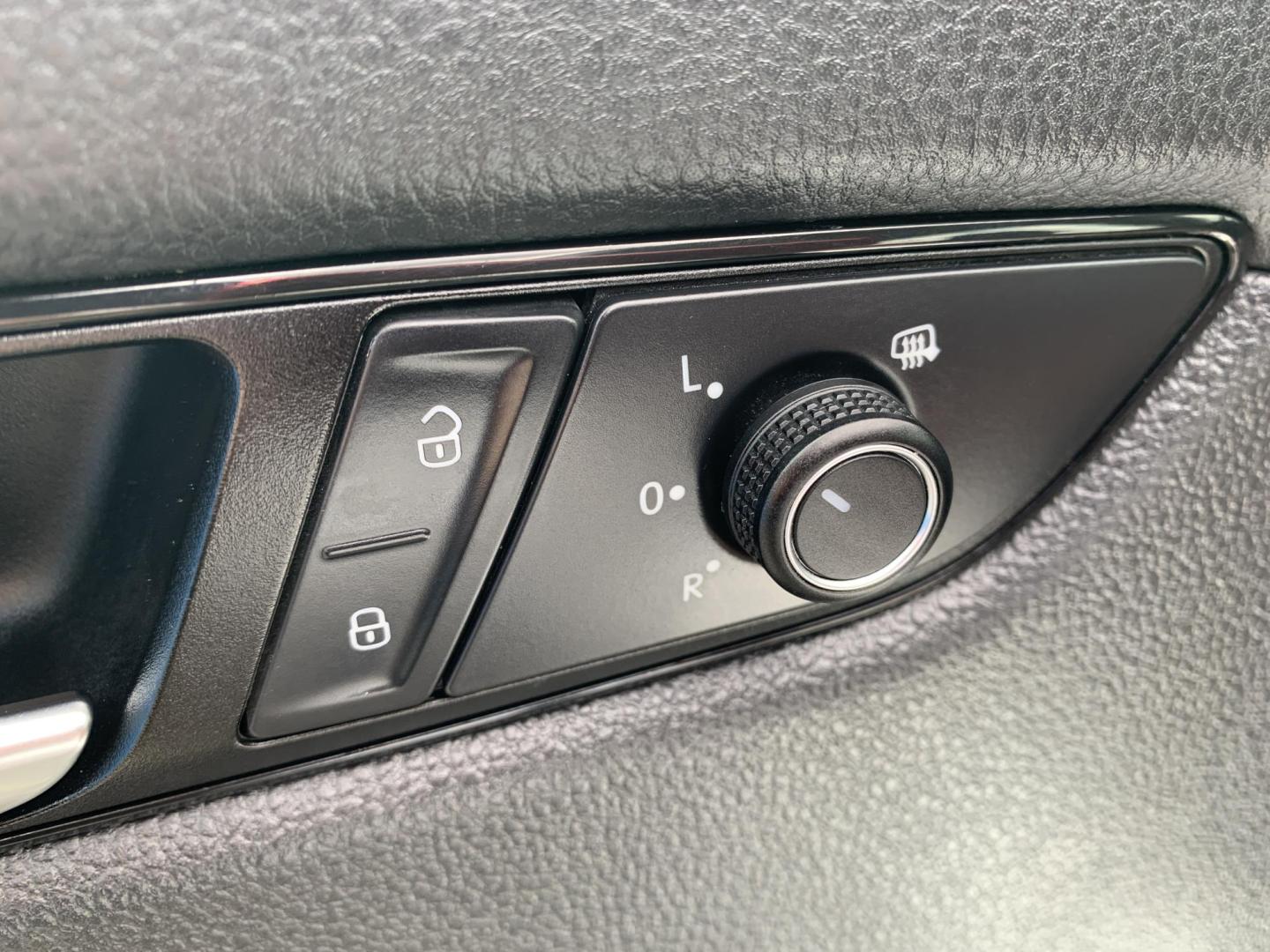 2022 WHITE /BROWN Volkswagen Passat Passat Limited Edition (1VWBA7A36NC) with an 2.0L L4 DOHC 16V engine, Automatic transmission, located at 506 S. Kingshighway, Cape Girardeau, MO, 63703, (573) 235-5000, 37.294991, -89.553635 - 2022 Volkswagen Passat Limited Edition 118,xxx Miles One Owner Leather Seats Power Seat Heated Seats Sunroof Backup Cam BlueTooth Front Wheel Drive Keyless Entry Remote Start We have financing available and we accept trades! Fill out a credit application on our website or come by today! - Photo#19