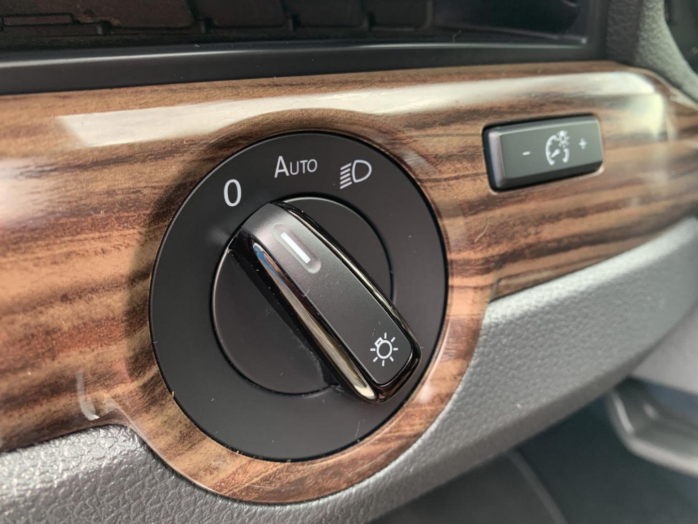2022 WHITE /BROWN Volkswagen Passat Passat Limited Edition (1VWBA7A36NC) with an 2.0L L4 DOHC 16V engine, Automatic transmission, located at 506 S. Kingshighway, Cape Girardeau, MO, 63703, (573) 235-5000, 37.294991, -89.553635 - 2022 Volkswagen Passat Limited Edition 118,xxx Miles One Owner Leather Seats Power Seat Heated Seats Sunroof Backup Cam BlueTooth Front Wheel Drive Keyless Entry Remote Start We have financing available and we accept trades! Fill out a credit application on our website or come by today! - Photo#21