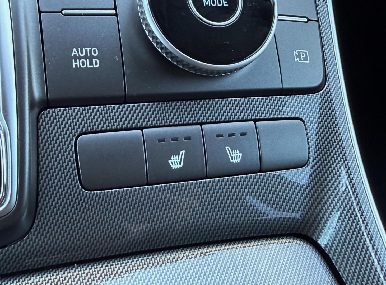2021 GRAY /Black Hyundai Santa Fe SEL (5NMS24AJ4MH) with an 2.5L 4 Cyl. engine, Automatic transmission, located at 2990 Old Orchard Rd., Jackson, MO, 63755, 37.354214, -89.612106 - ** SALVAGE TITLE ** 2021 Hyundai Santa Fe SEL 1-Owner 93xxx miles Front Wheel Drive 2.5L 4 Cyl. Automatic Backup Camera Power Driver Seat Heated Seats Bluetooth Remote Start Cruise Power Windows/Locks/Mirrors We have financing available and we accept trades! Fill out a credit applicati - Photo#3