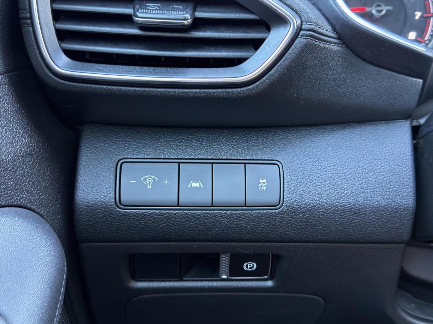 2021 GRAY /Black Hyundai Santa Fe SEL (5NMS24AJ4MH) with an 2.5L 4 Cyl. engine, Automatic transmission, located at 2990 Old Orchard Rd., Jackson, MO, 63755, 37.354214, -89.612106 - ** SALVAGE TITLE ** 2021 Hyundai Santa Fe SEL 1-Owner 93xxx miles Front Wheel Drive 2.5L 4 Cyl. Automatic Backup Camera Power Driver Seat Heated Seats Bluetooth Remote Start Cruise Power Windows/Locks/Mirrors We have financing available and we accept trades! Fill out a credit applicati - Photo#31