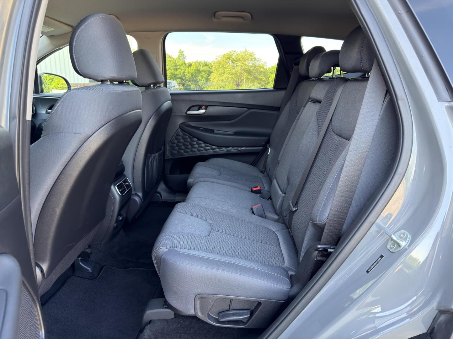 2021 GRAY /Black Hyundai Santa Fe SEL (5NMS24AJ4MH) with an 2.5L 4 Cyl. engine, Automatic transmission, located at 2990 Old Orchard Rd., Jackson, MO, 63755, 37.354214, -89.612106 - ** SALVAGE TITLE ** 2021 Hyundai Santa Fe SEL 1-Owner 93xxx miles Front Wheel Drive 2.5L 4 Cyl. Automatic Backup Camera Power Driver Seat Heated Seats Bluetooth Remote Start Cruise Power Windows/Locks/Mirrors We have financing available and we accept trades! Fill out a credit applicati - Photo#17