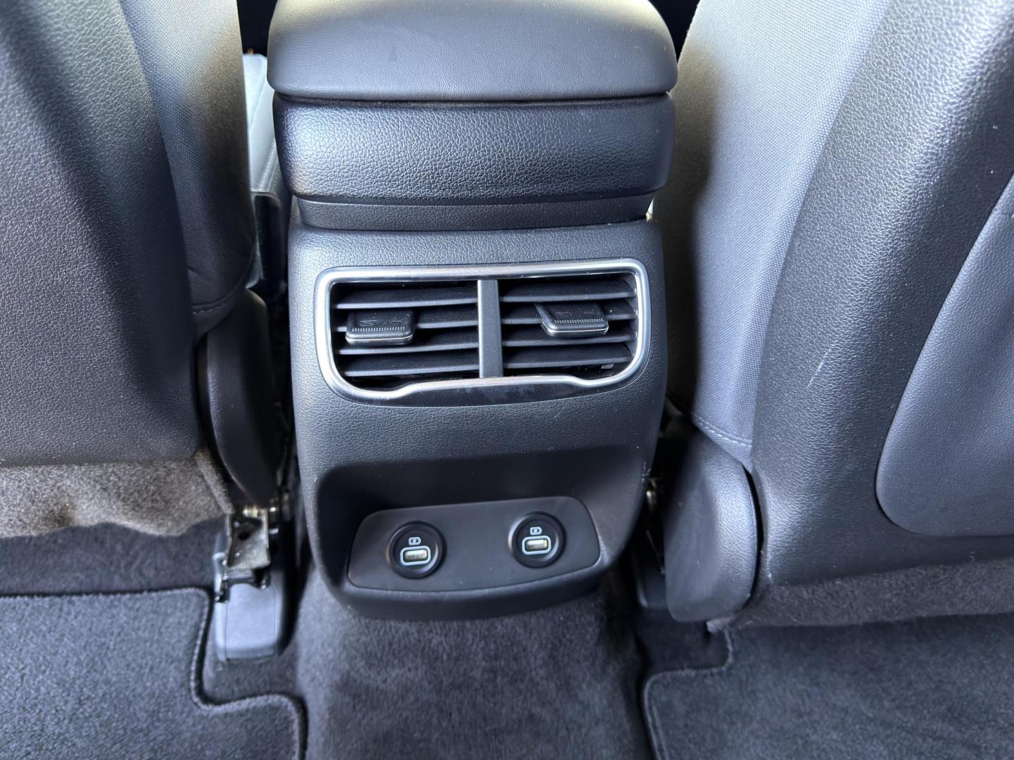2021 GRAY /Black Hyundai Santa Fe SEL (5NMS24AJ4MH) with an 2.5L 4 Cyl. engine, Automatic transmission, located at 2990 Old Orchard Rd., Jackson, MO, 63755, 37.354214, -89.612106 - ** SALVAGE TITLE ** 2021 Hyundai Santa Fe SEL 1-Owner 93xxx miles Front Wheel Drive 2.5L 4 Cyl. Automatic Backup Camera Power Driver Seat Heated Seats Bluetooth Remote Start Cruise Power Windows/Locks/Mirrors We have financing available and we accept trades! Fill out a credit applicati - Photo#32