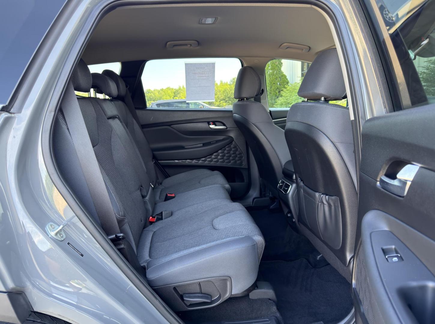 2021 GRAY /Black Hyundai Santa Fe SEL (5NMS24AJ4MH) with an 2.5L 4 Cyl. engine, Automatic transmission, located at 2990 Old Orchard Rd., Jackson, MO, 63755, 37.354214, -89.612106 - ** SALVAGE TITLE ** 2021 Hyundai Santa Fe SEL 1-Owner 93xxx miles Front Wheel Drive 2.5L 4 Cyl. Automatic Backup Camera Power Driver Seat Heated Seats Bluetooth Remote Start Cruise Power Windows/Locks/Mirrors We have financing available and we accept trades! Fill out a credit applicati - Photo#18