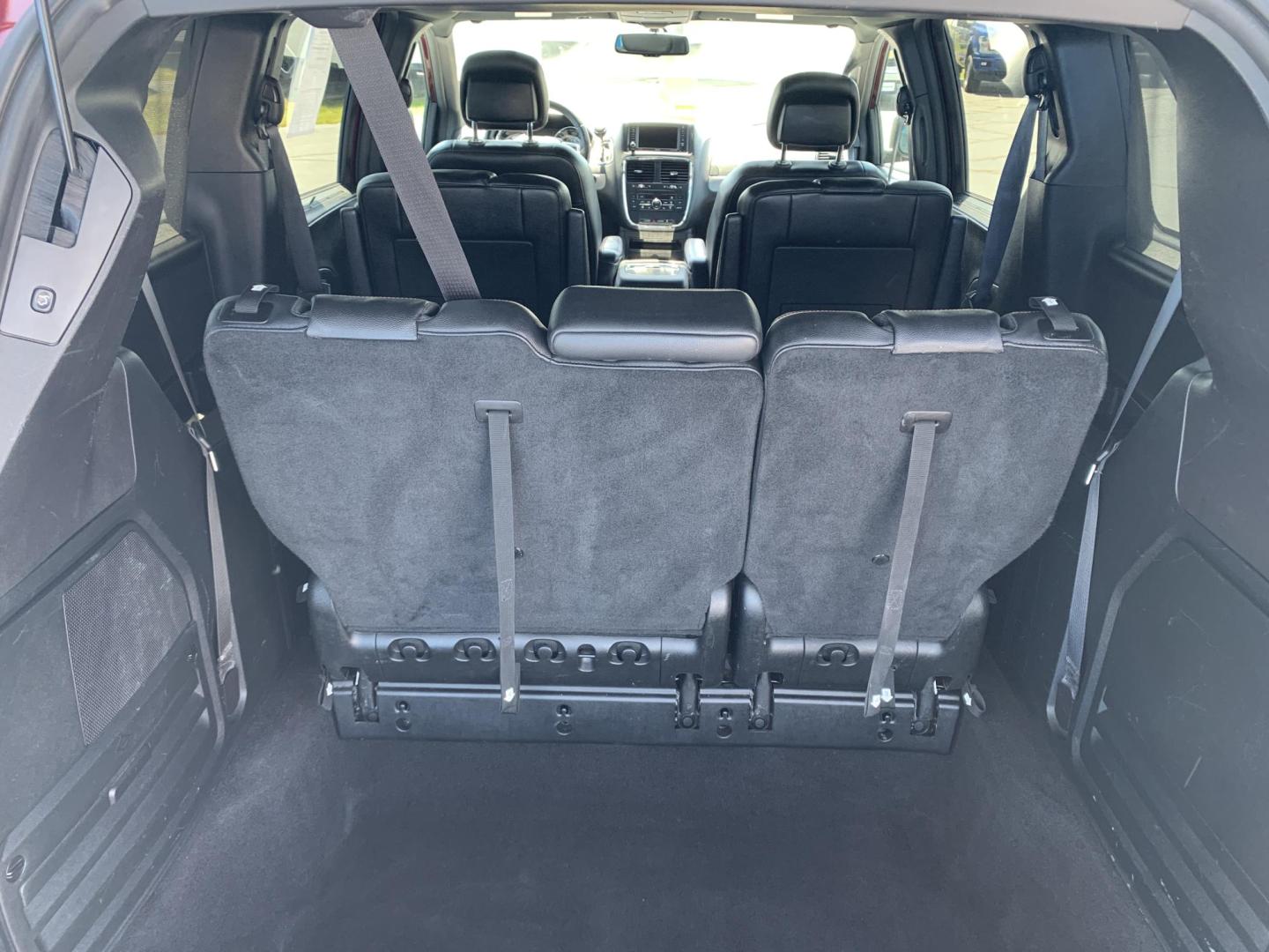 2017 MAROON /BLACK Dodge Grand Caravan GT (2C4RDGEG8HR) with an 3.6L V6 DOHC 24V engine, Automatic transmission, located at 506 S. Kingshighway, Cape Girardeau, MO, 63703, (573) 235-5000, 37.294991, -89.553635 - 2017 Dodge Grand Caravan GT 144,xxx miles Bluetooth Heated Leather Seats Heated Steering Wheel Front Wheel Drive Power Sliding Doors Backup Camera We have financing available and we accept trades! Fill out a credit application on our website or come by today! If you have any questions, gi - Photo#6