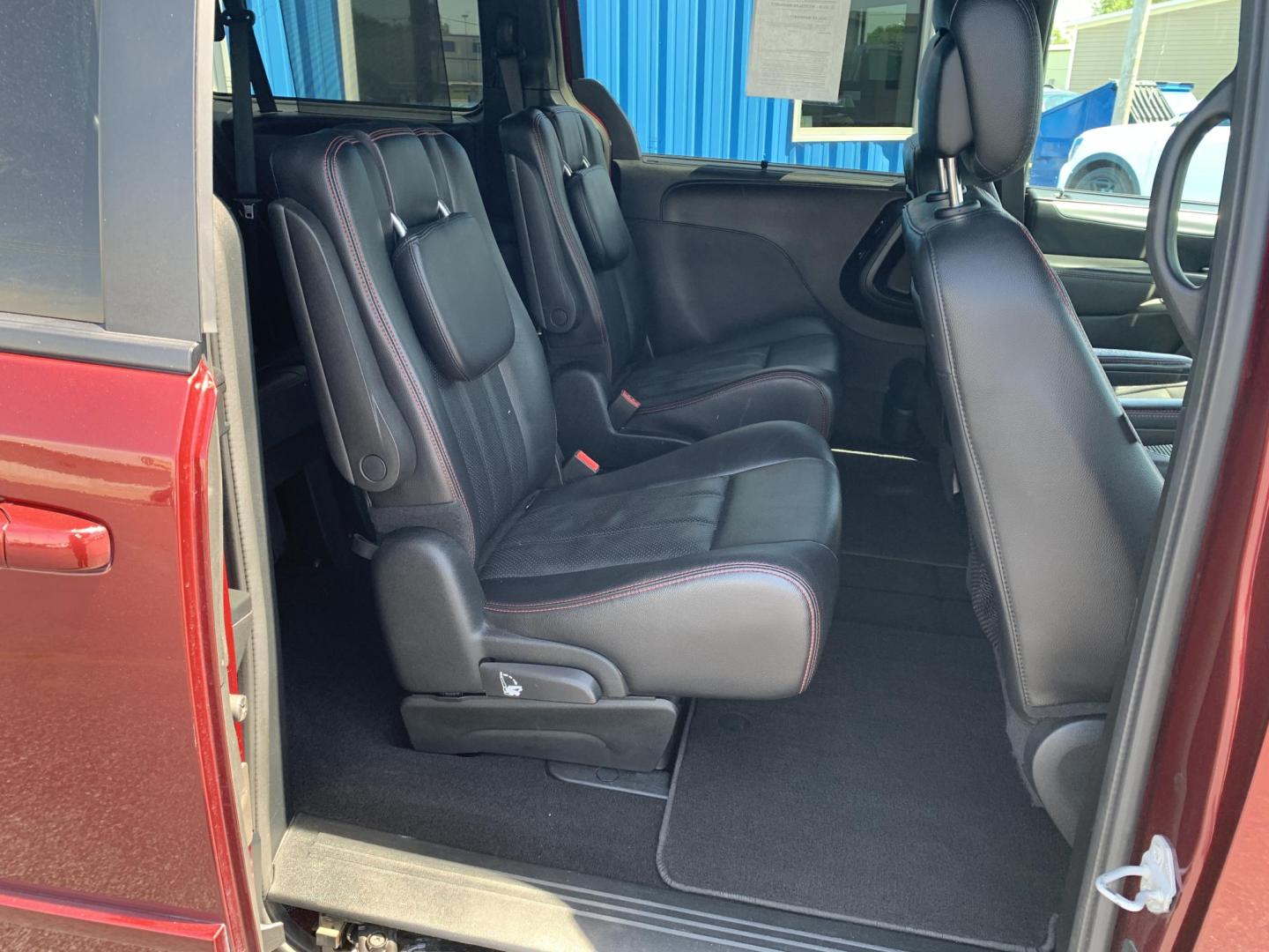 2017 MAROON /BLACK Dodge Grand Caravan GT (2C4RDGEG8HR) with an 3.6L V6 DOHC 24V engine, Automatic transmission, located at 506 S. Kingshighway, Cape Girardeau, MO, 63703, (573) 235-5000, 37.294991, -89.553635 - 2017 Dodge Grand Caravan GT 144,xxx miles Bluetooth Heated Leather Seats Heated Steering Wheel Front Wheel Drive Power Sliding Doors Backup Camera We have financing available and we accept trades! Fill out a credit application on our website or come by today! If you have any questions, gi - Photo#11